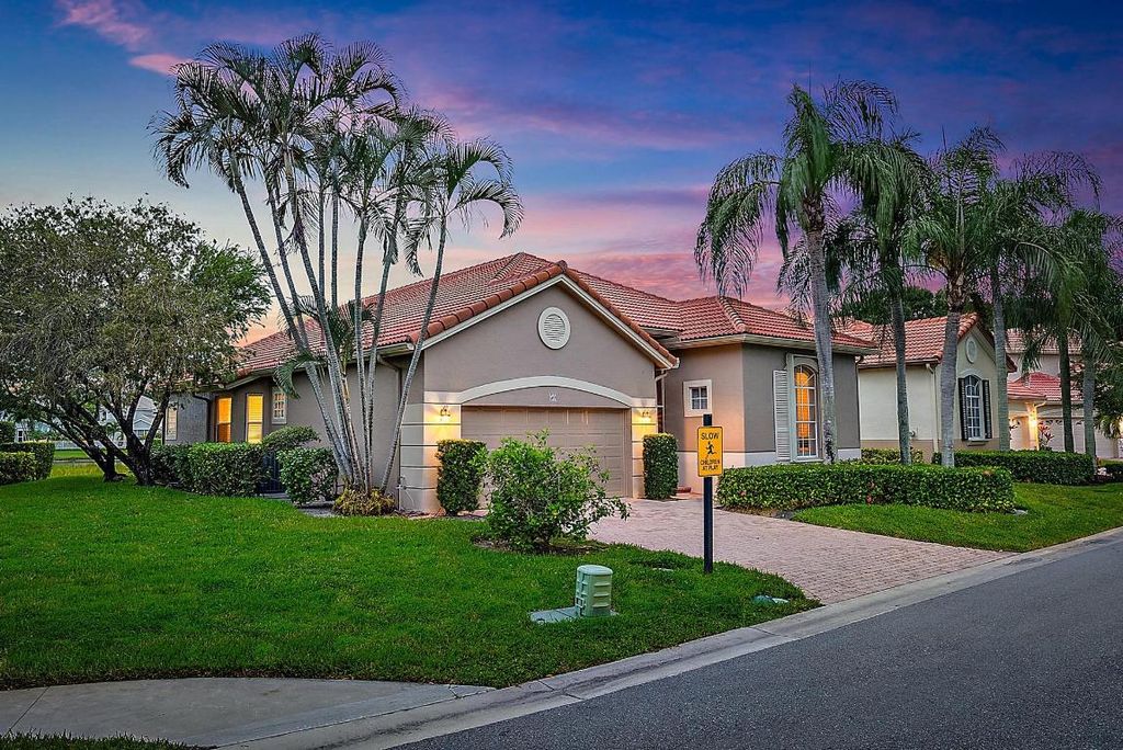 Photo of 50 Monterey Pointe Drive, Palm Beach Gardens, FL 33418 (MLS # R11122856)