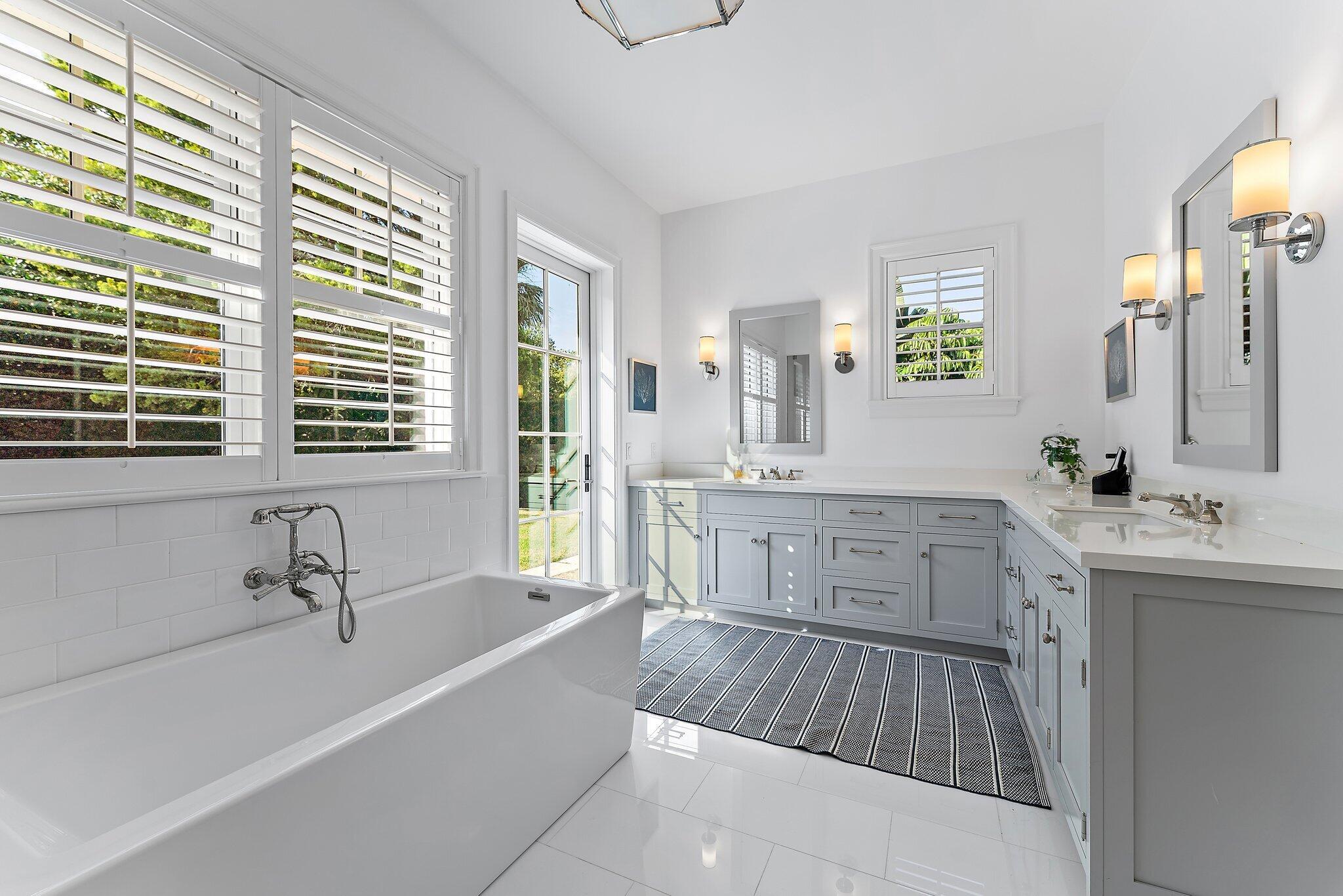 HIDDEN KEY - Residential