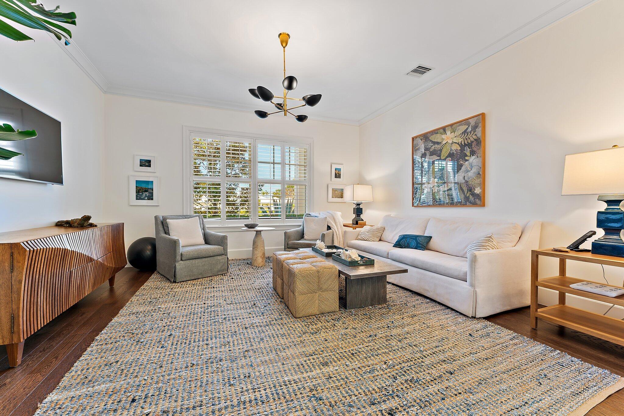 HIDDEN KEY - Residential