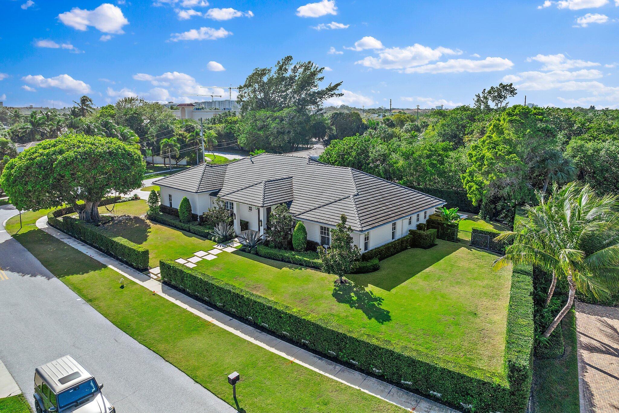 HIDDEN KEY - Residential