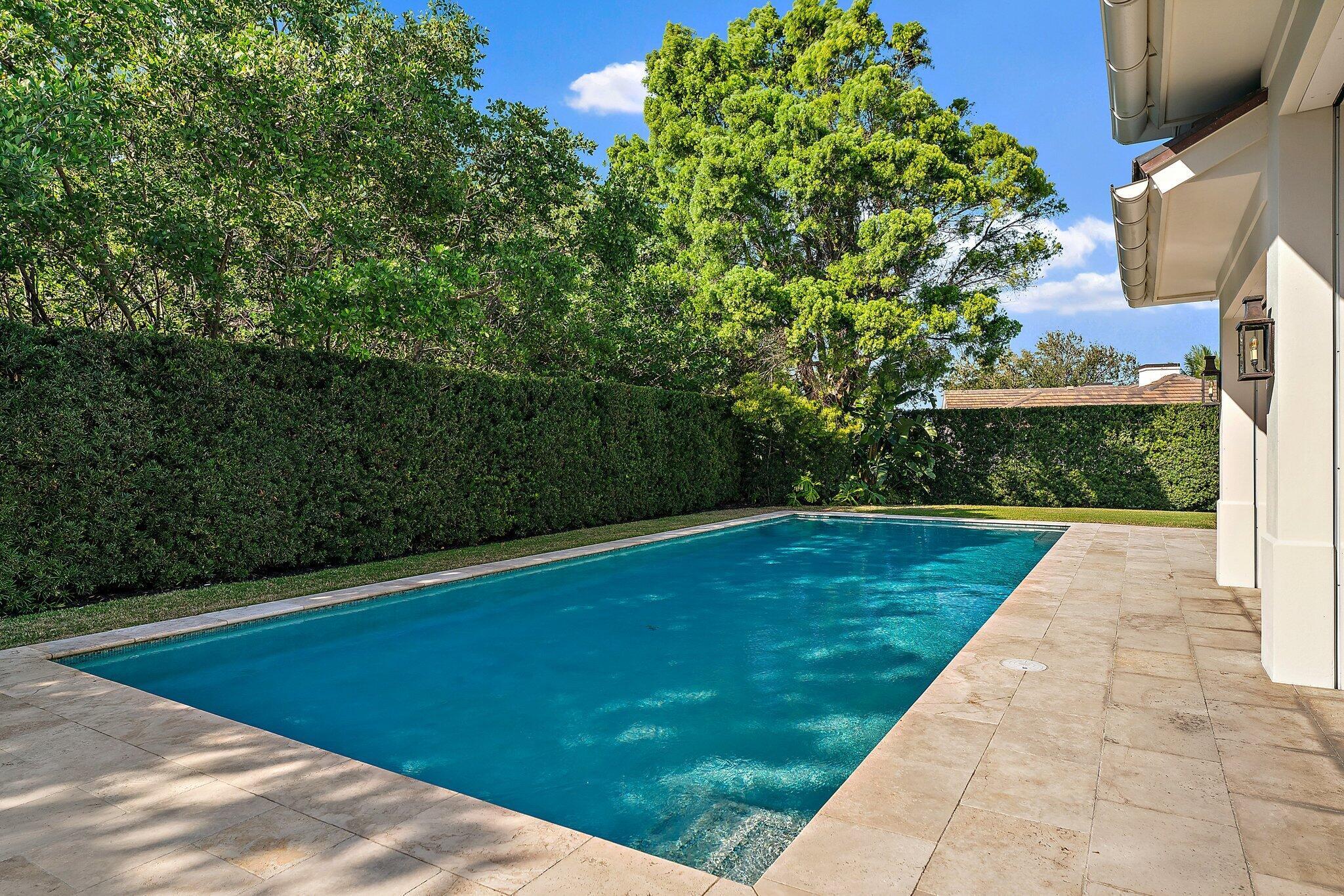 HIDDEN KEY - Residential