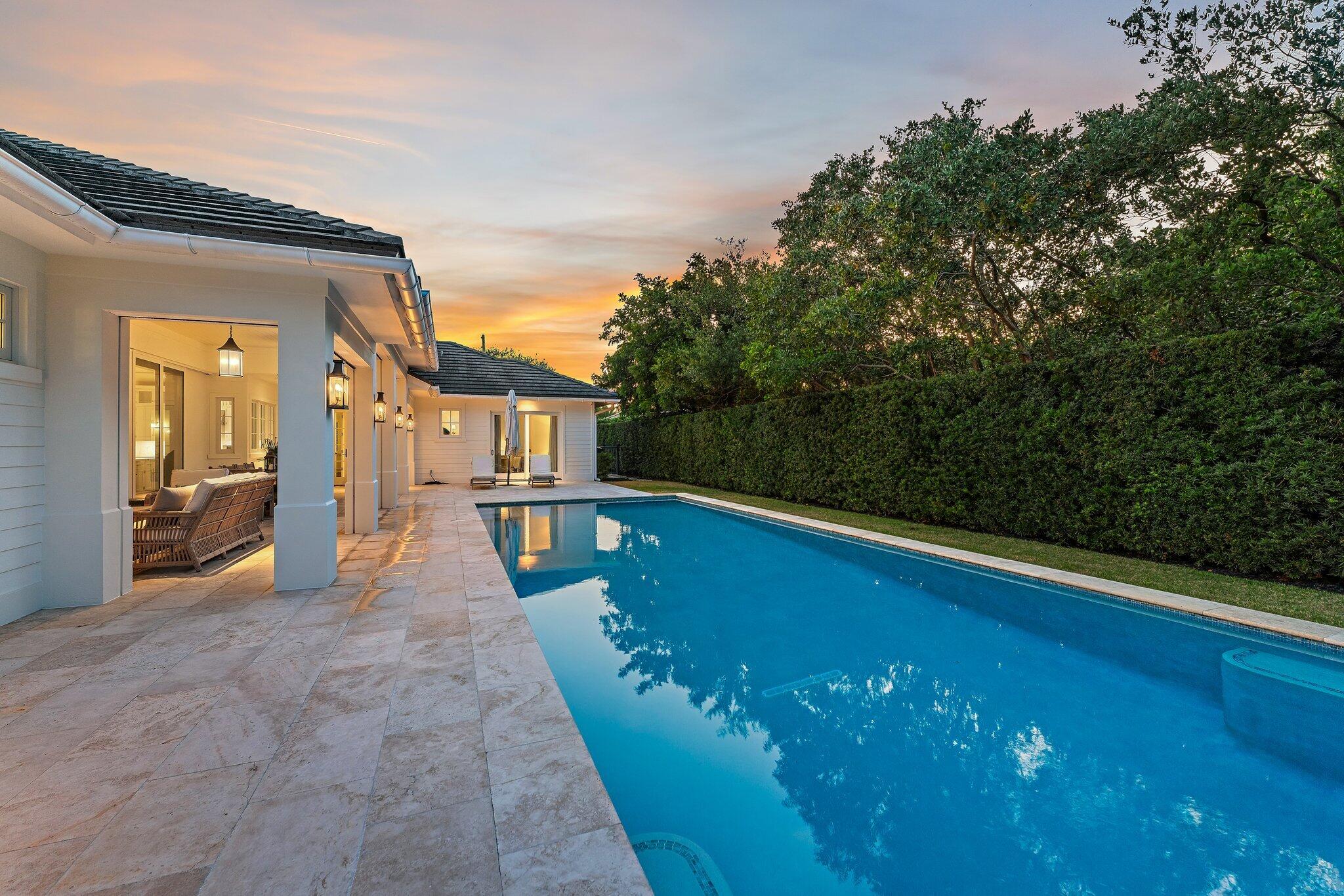 HIDDEN KEY - Residential