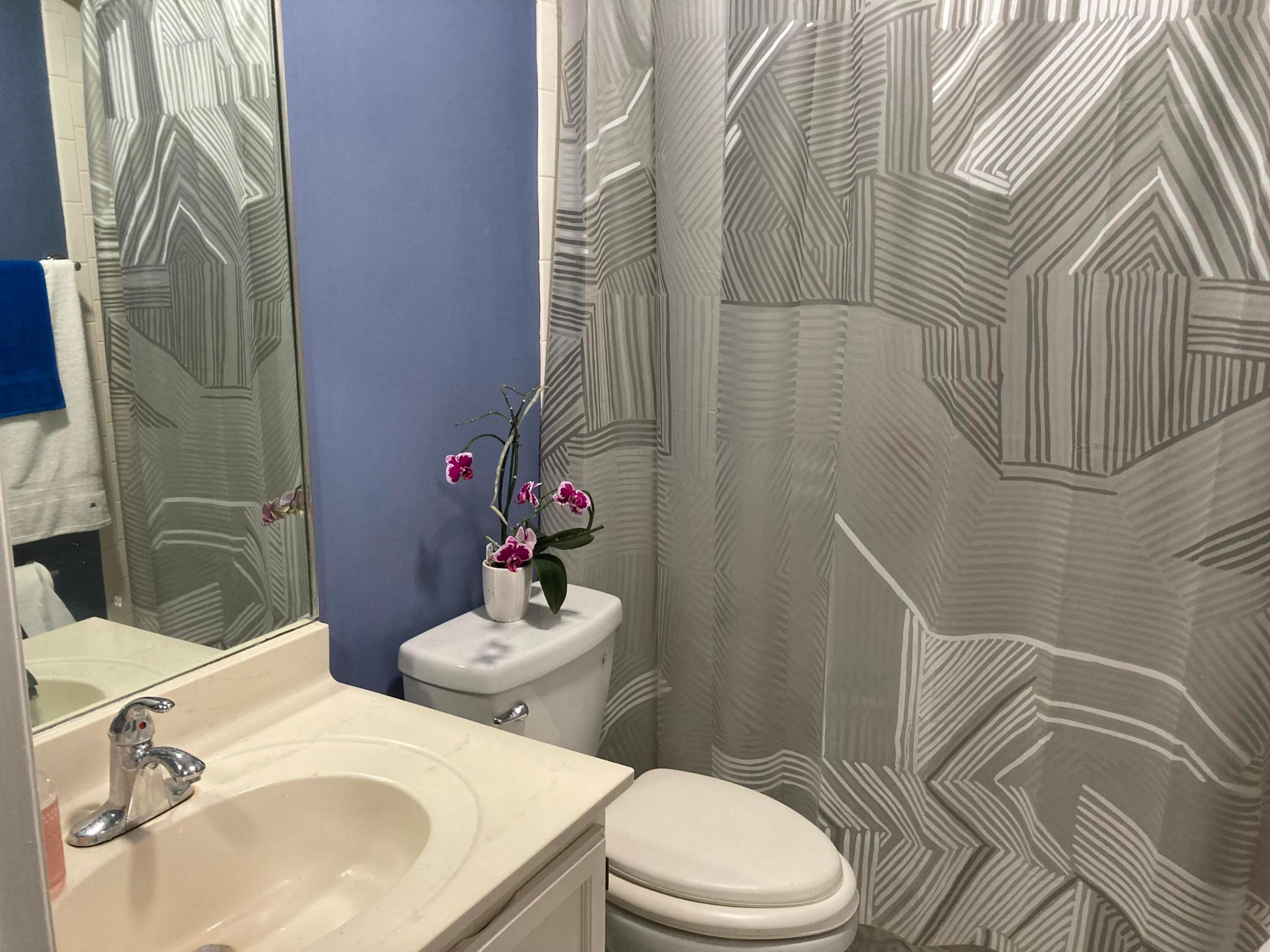 RIVERBEND CONDO - Residential