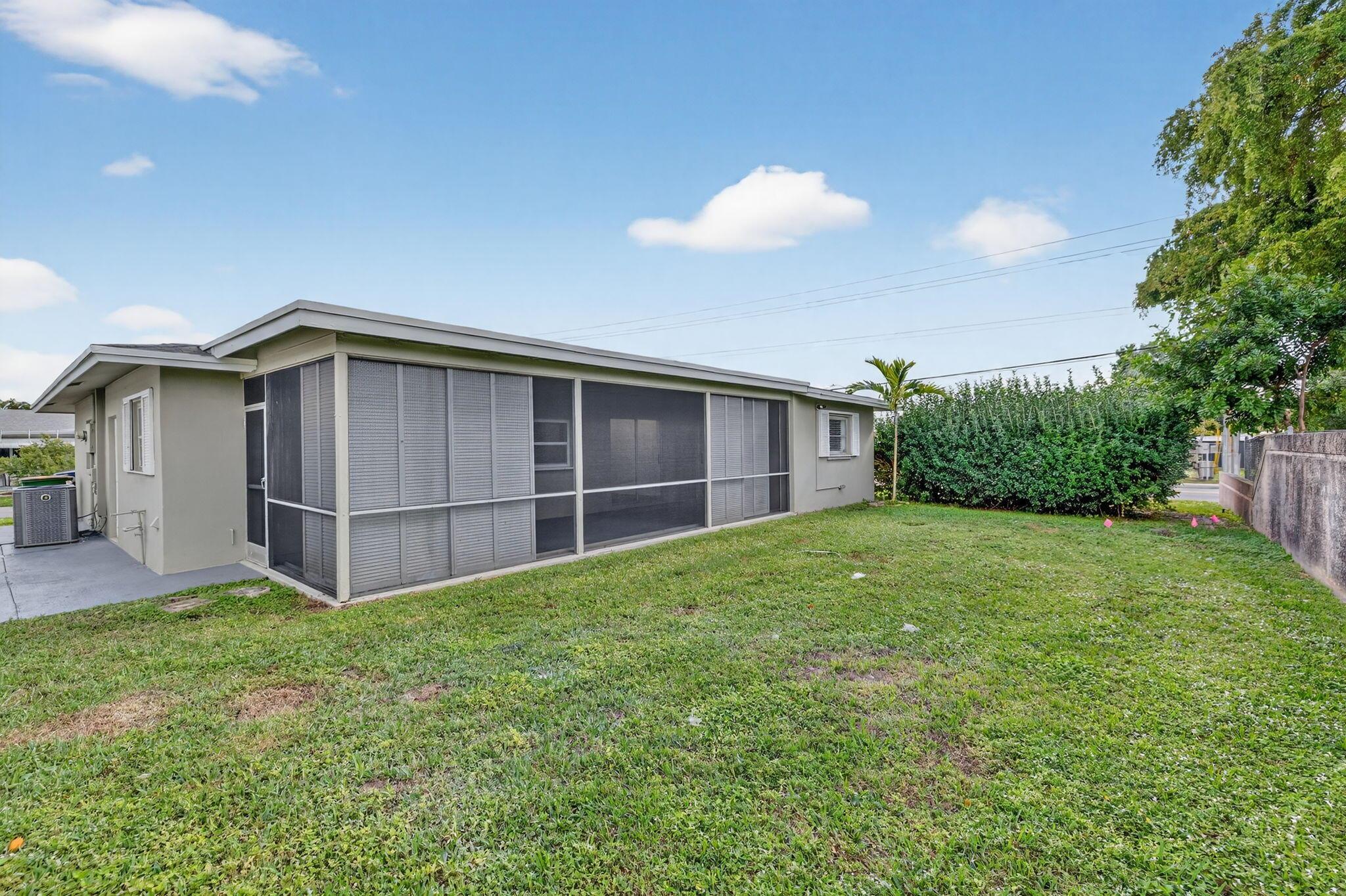 MAINLANDS OF TAMARAC LAKE - Residential