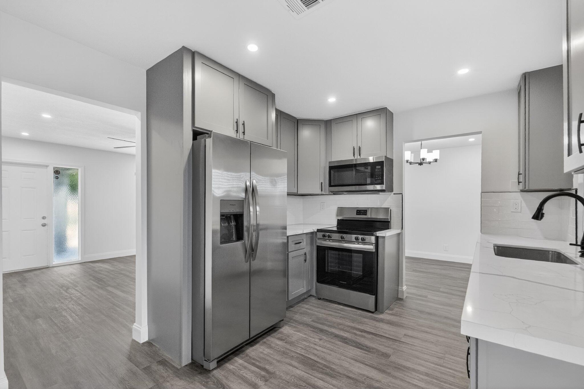 MAINLANDS OF TAMARAC LAKE - Residential