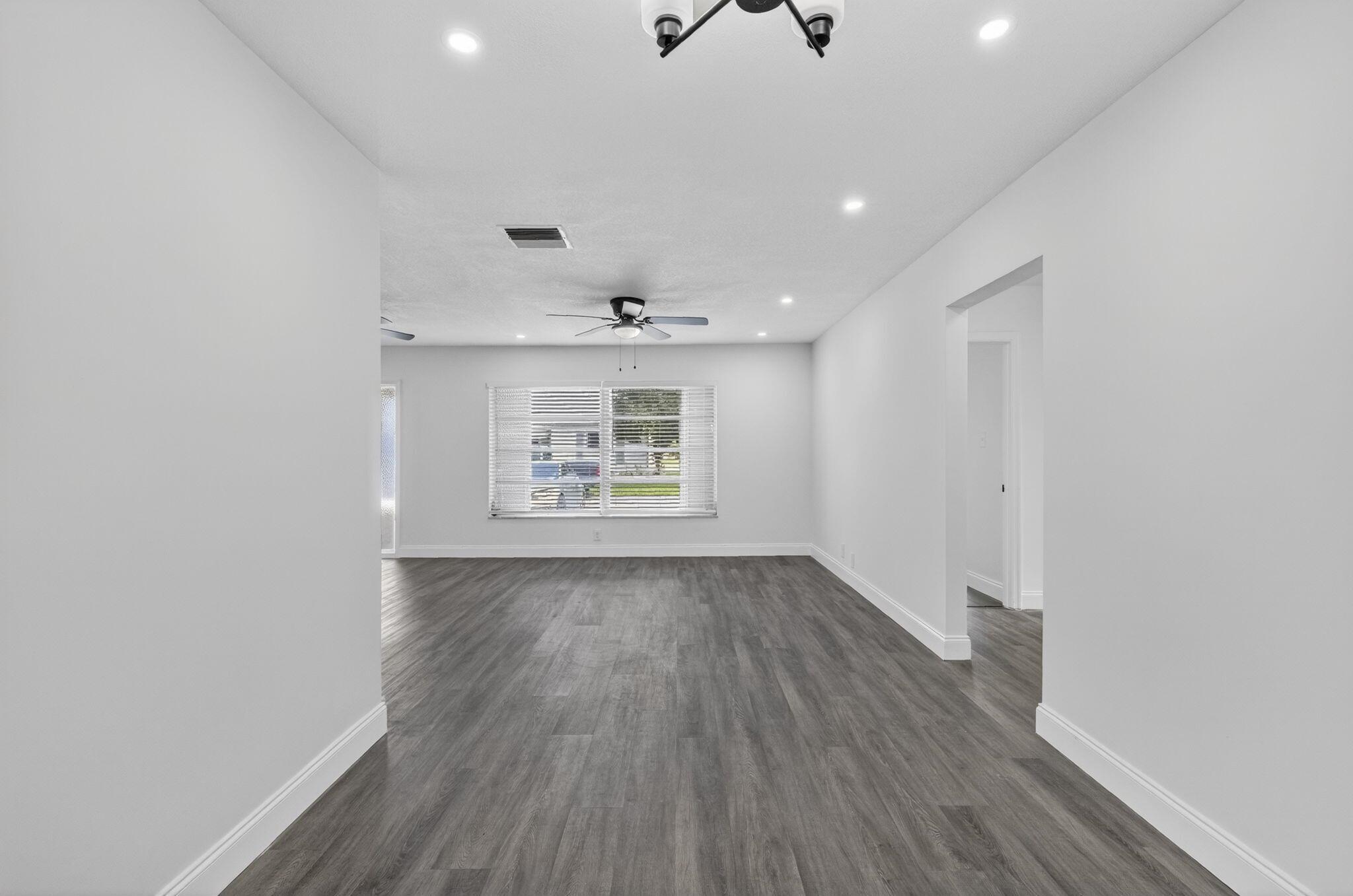 MAINLANDS OF TAMARAC LAKE - Residential