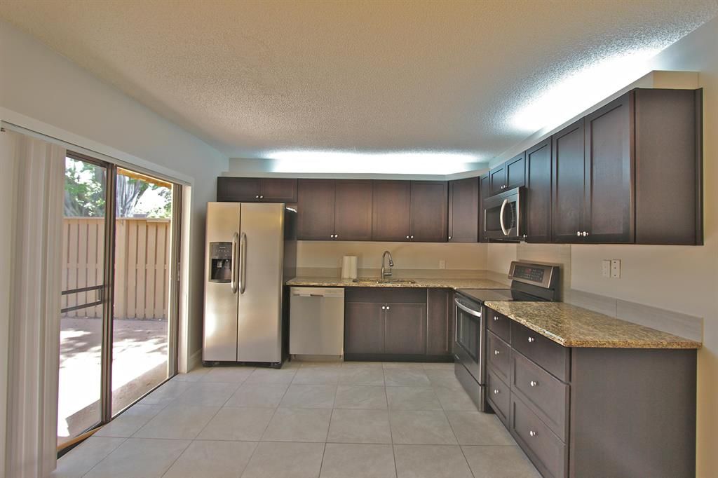 Photo of 522 5th Court, Palm Beach Gardens, FL 33410 (MLS # R10736760)