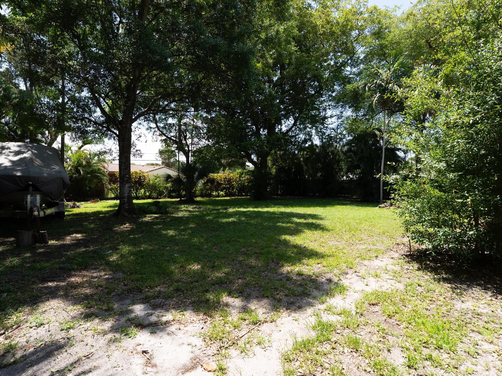 Country Club Estates - Residential