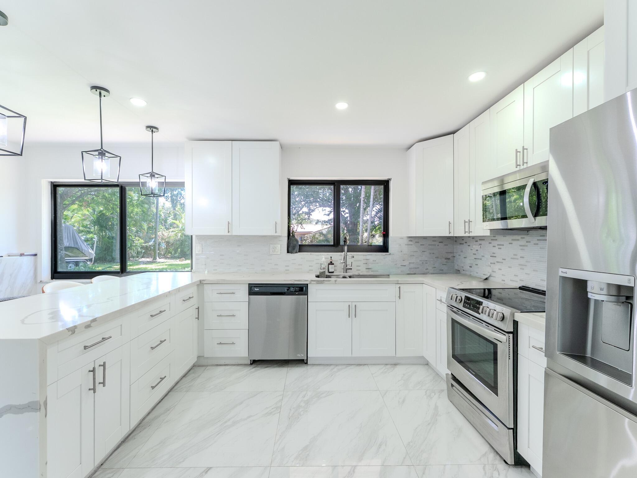 Country Club Estates - Residential