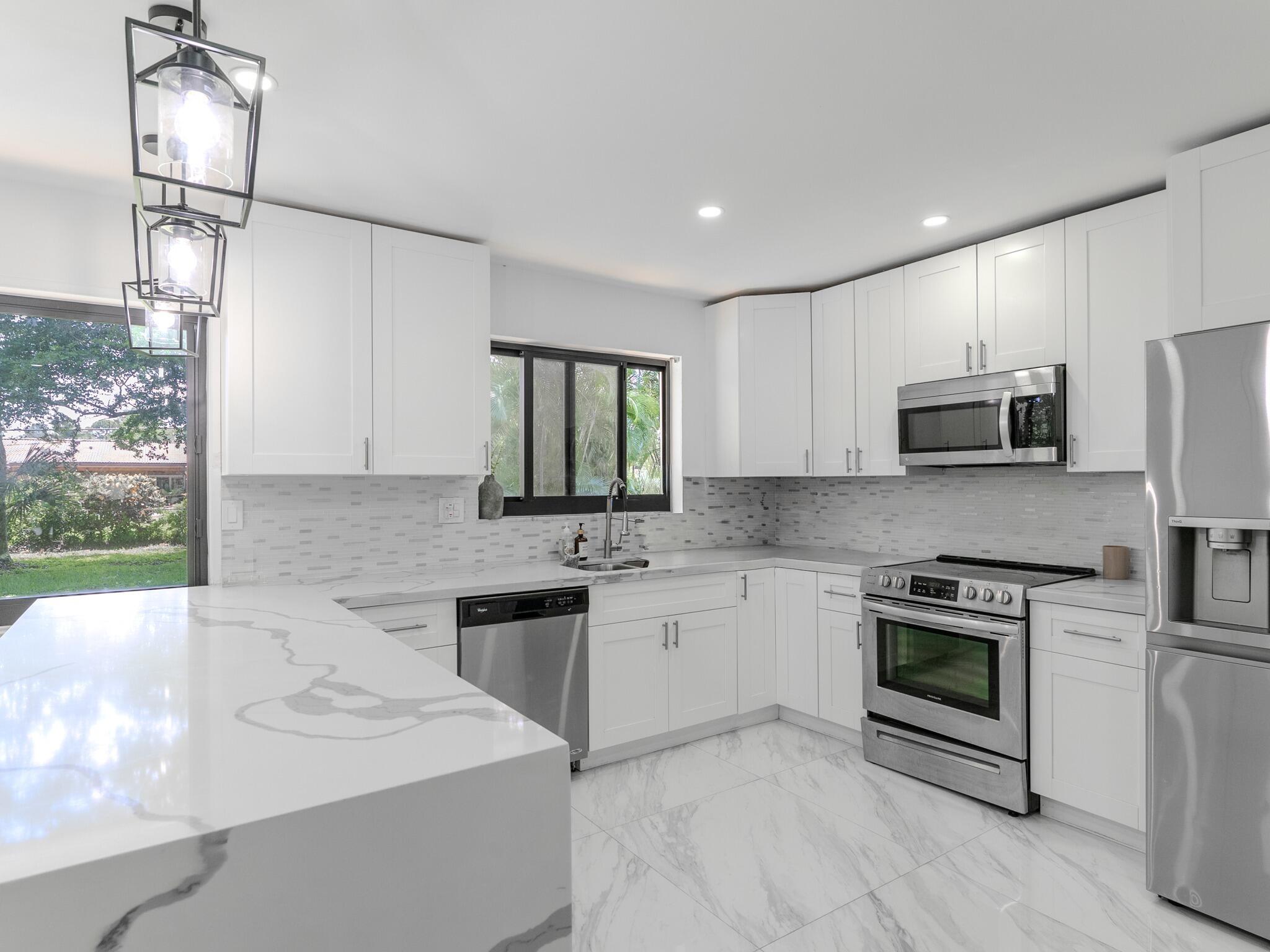 Country Club Estates - Residential