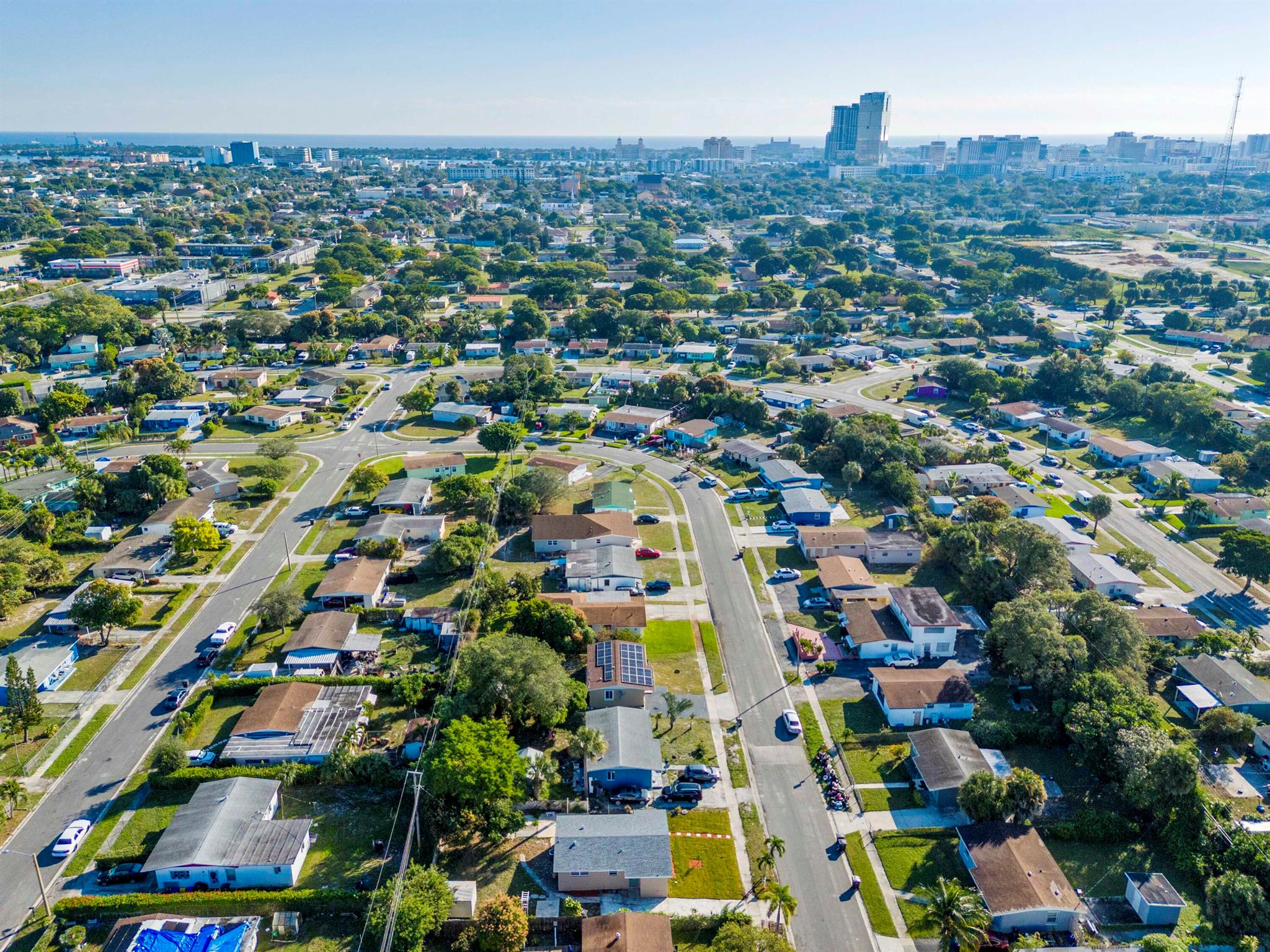 ROOSEVELT ESTATES - Residential