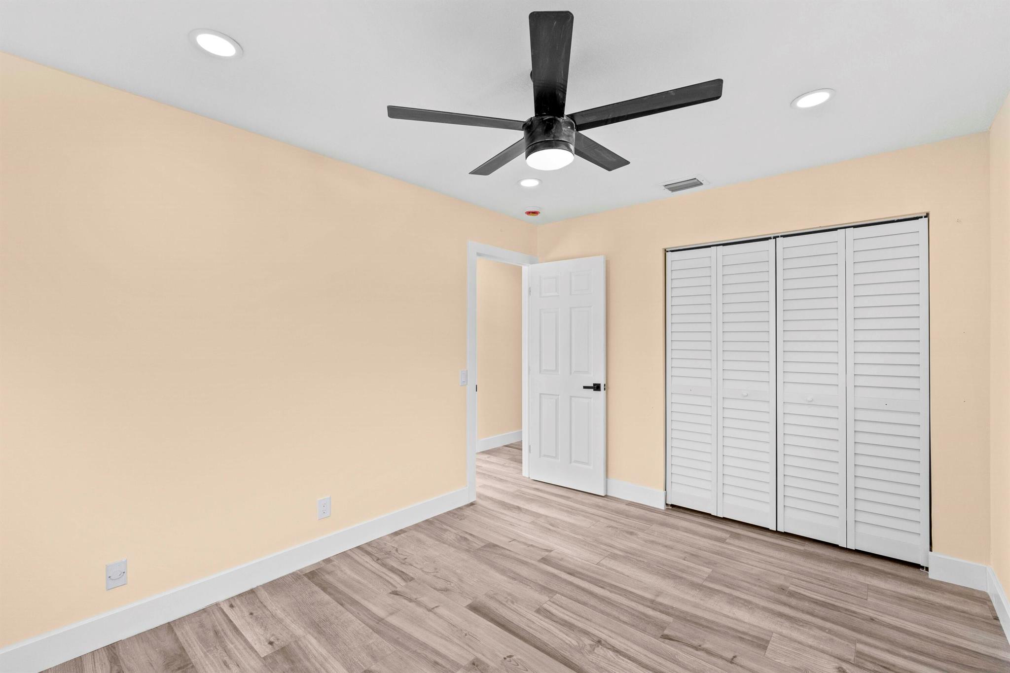 ROOSEVELT ESTATES - Residential