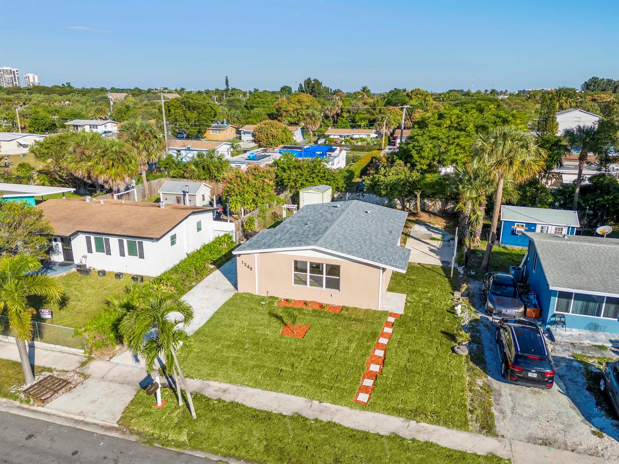 ROOSEVELT ESTATES - Residential