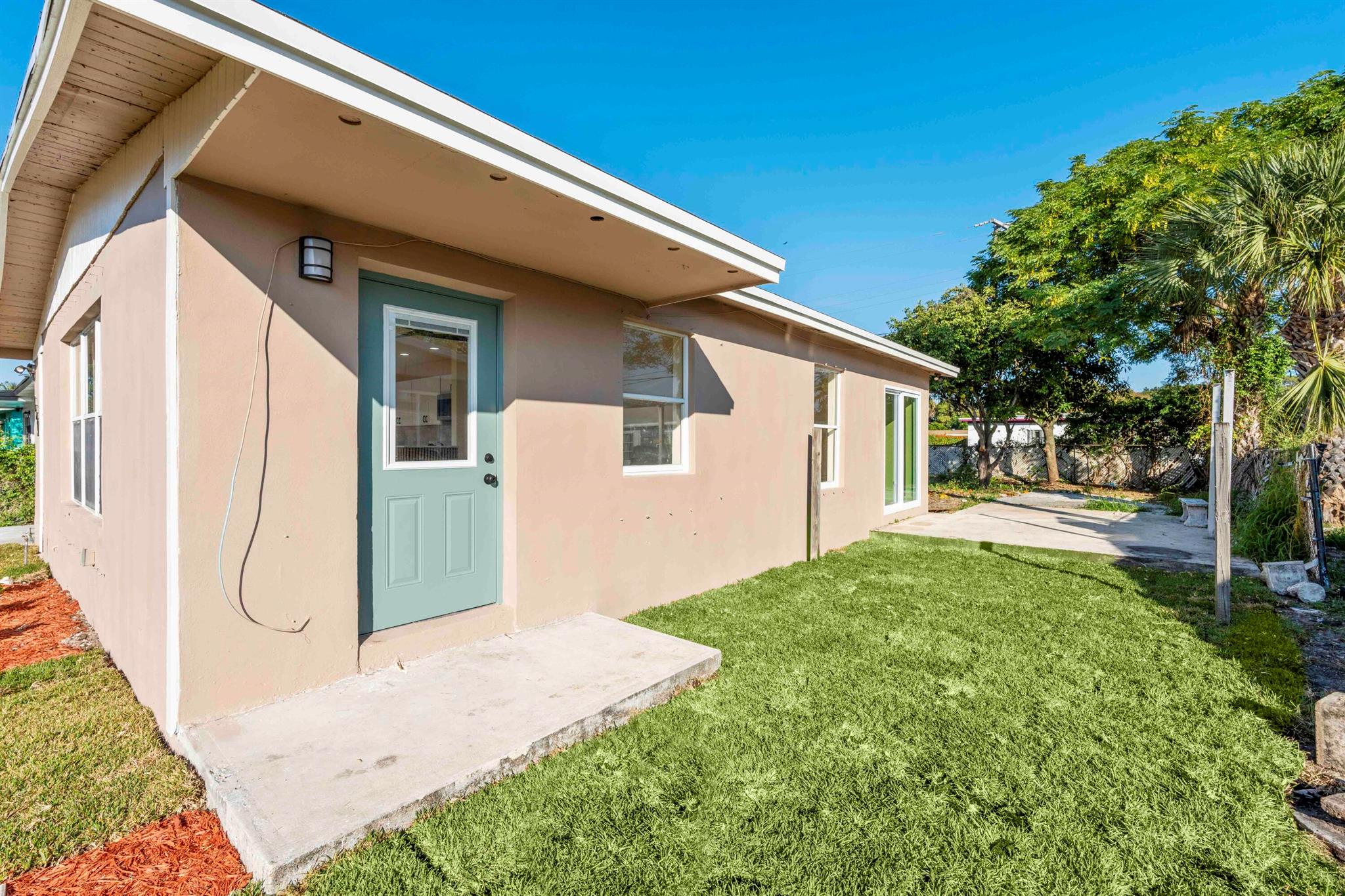 ROOSEVELT ESTATES - Residential