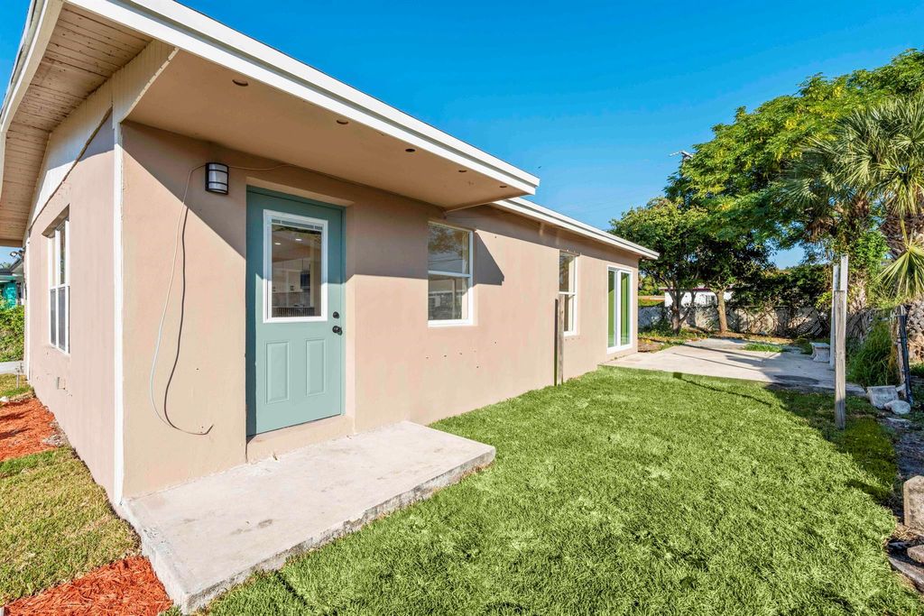 Photo of 1349 9th Street, West Palm Beach, FL 33401 (MLS # R11150063)