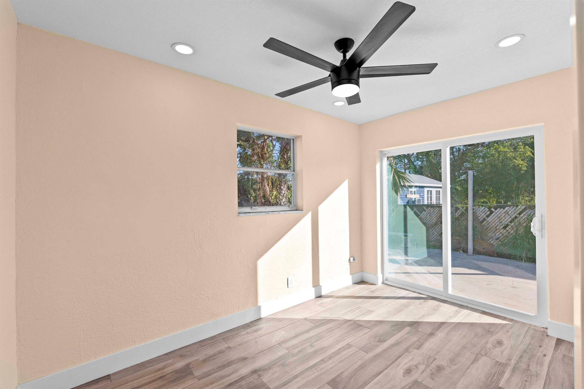 ROOSEVELT ESTATES - Residential