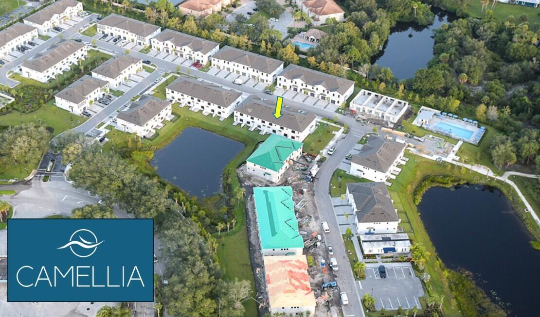 272 SW Sally Way Latitude 68-13