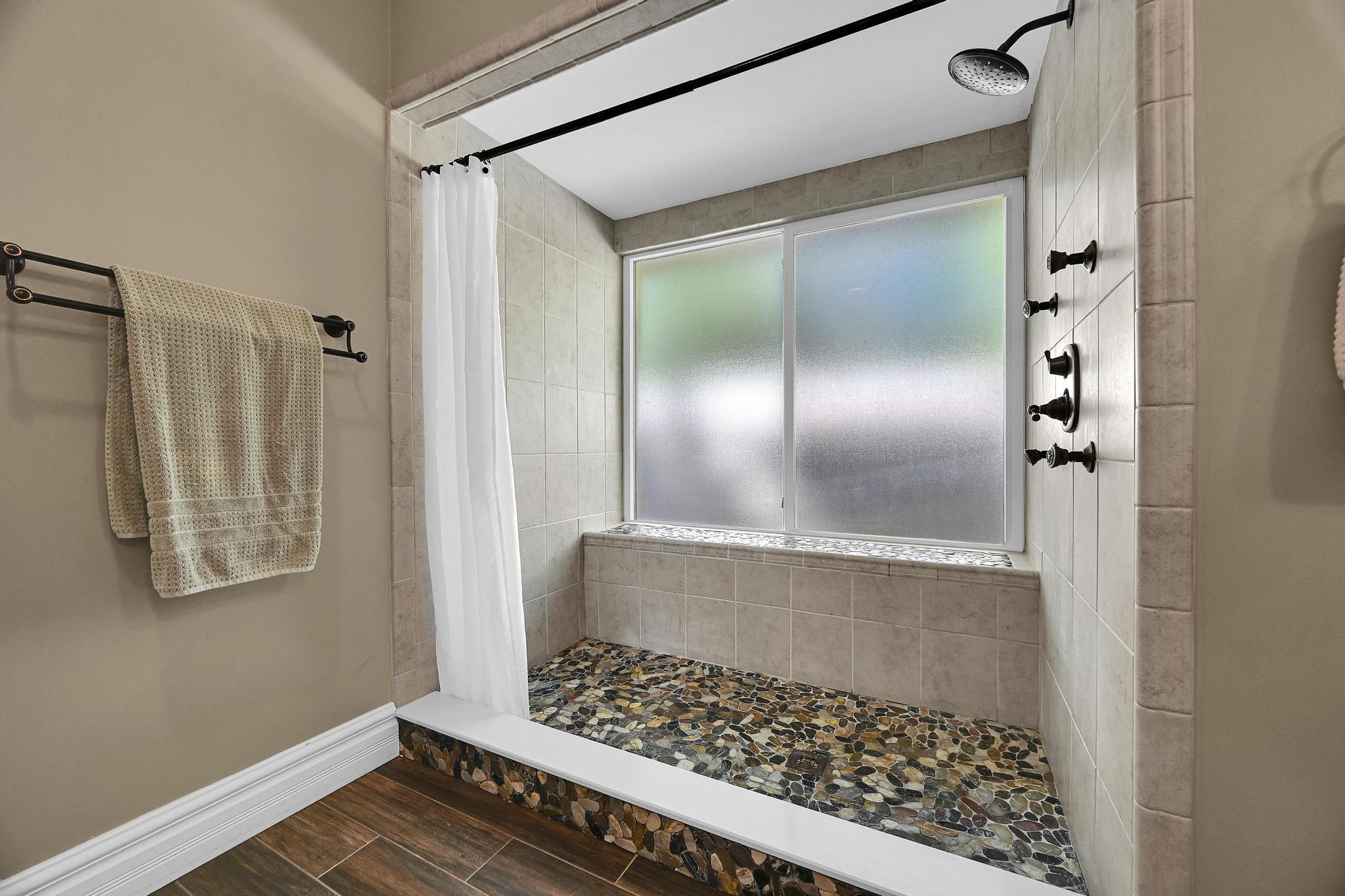 RIVER LANDING - Residential