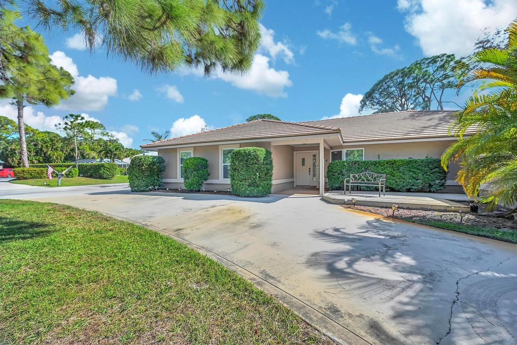 Photo of 5163 SW Landing Creek Drive, Palm City, FL 34990 (MLS # R11143264)