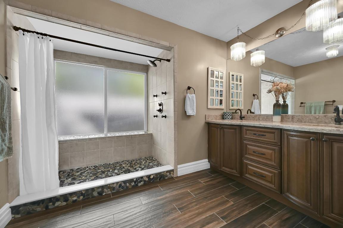 RIVER LANDING - Residential