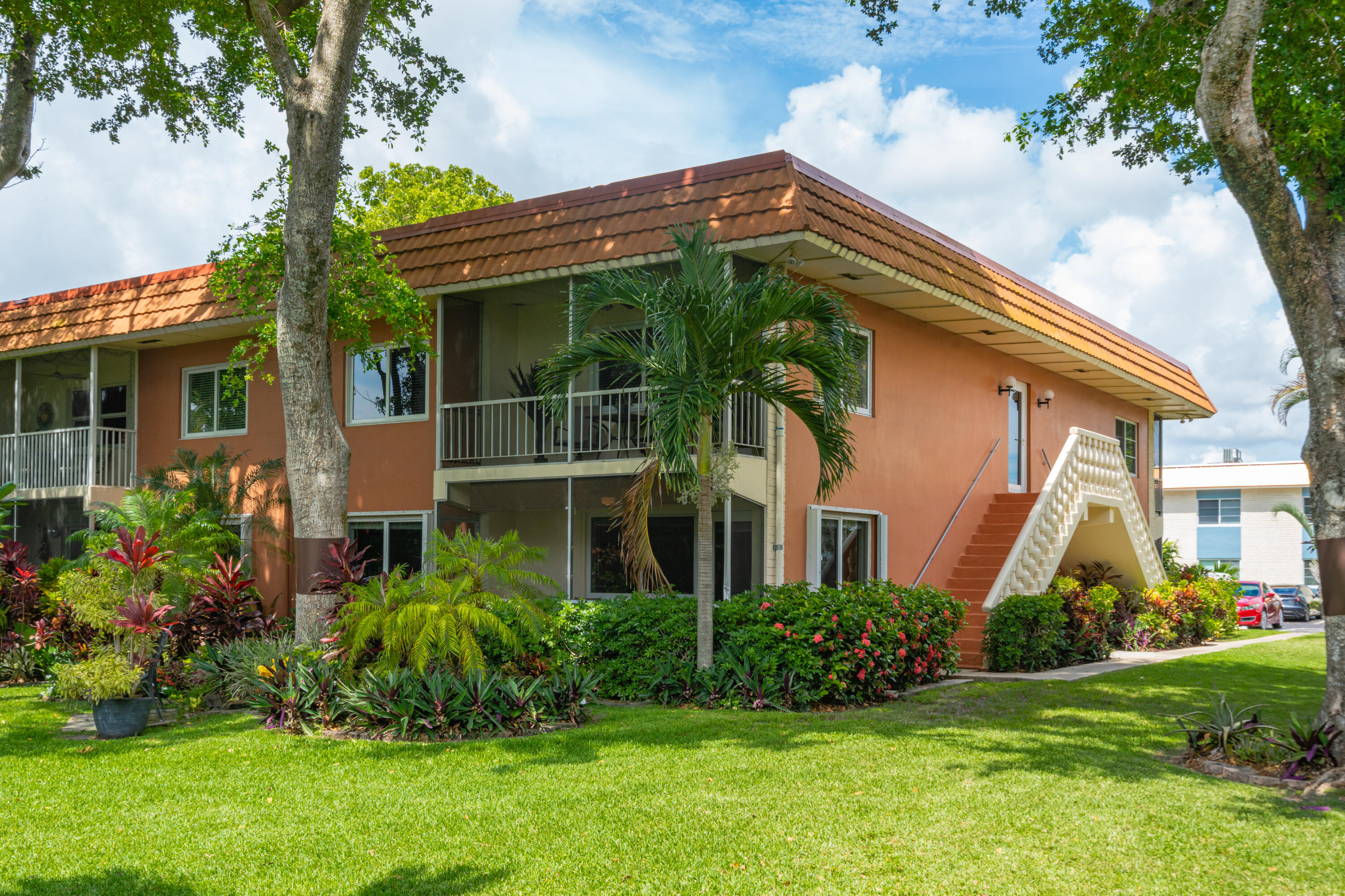 119 NE 19th Court 118g