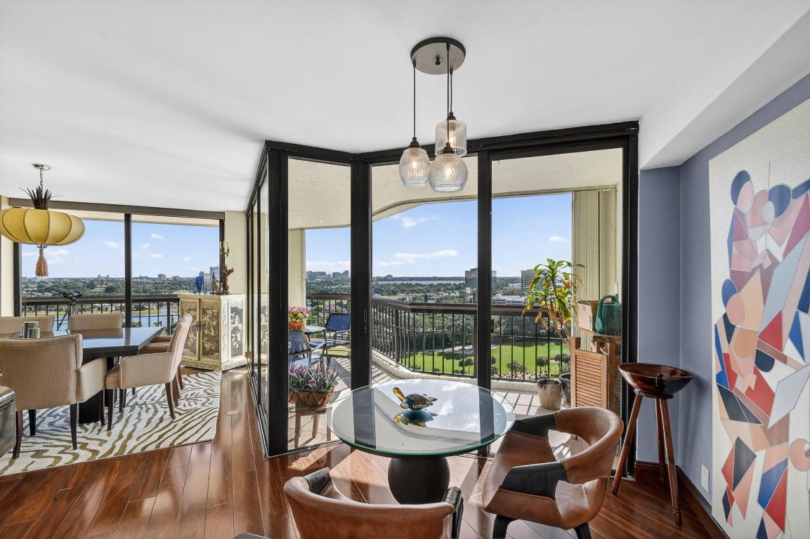 CONSULATE CONDO - Residential