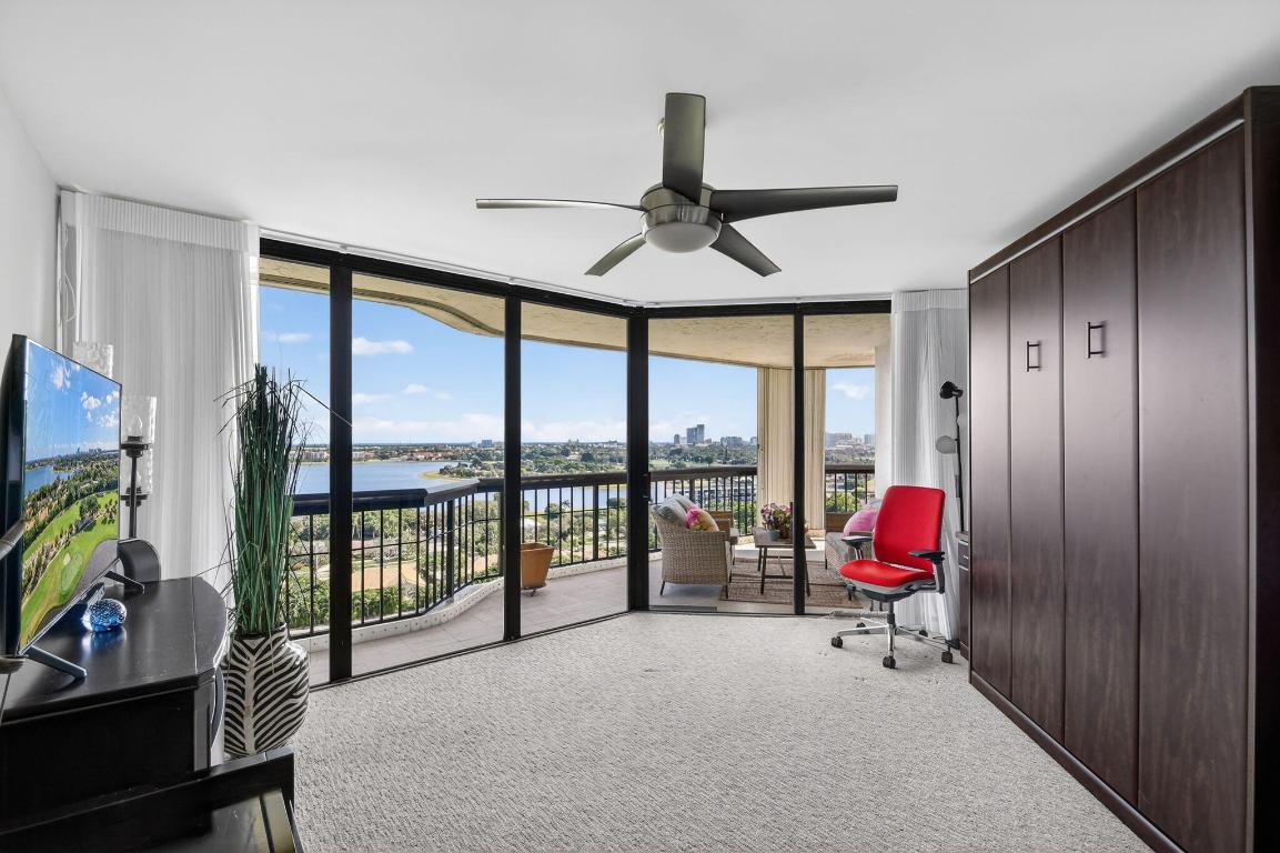 CONSULATE CONDO - Residential