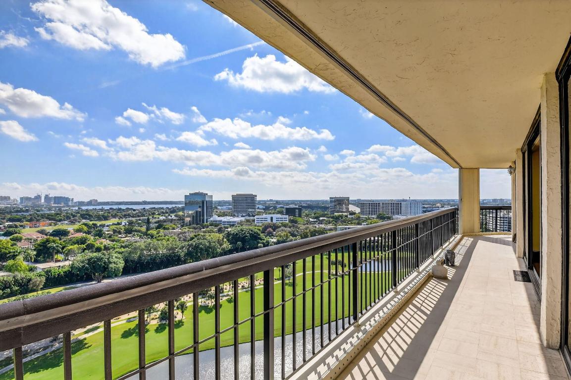 CONSULATE CONDO - Residential