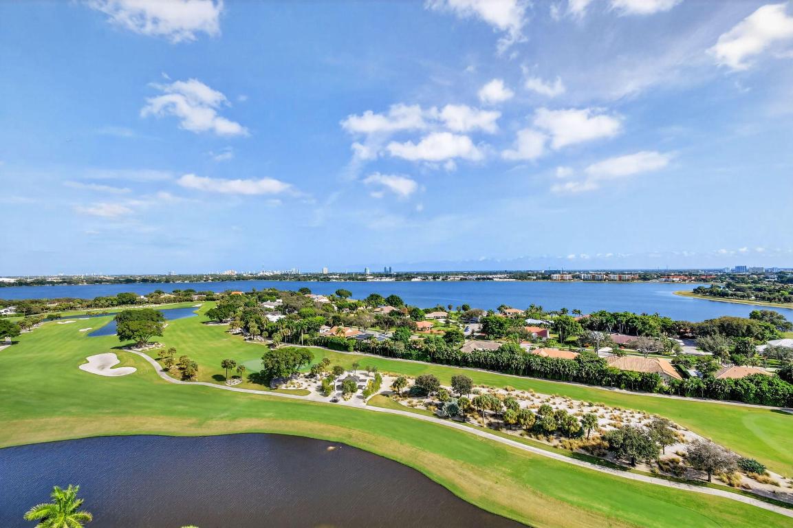 CONSULATE CONDO - Residential