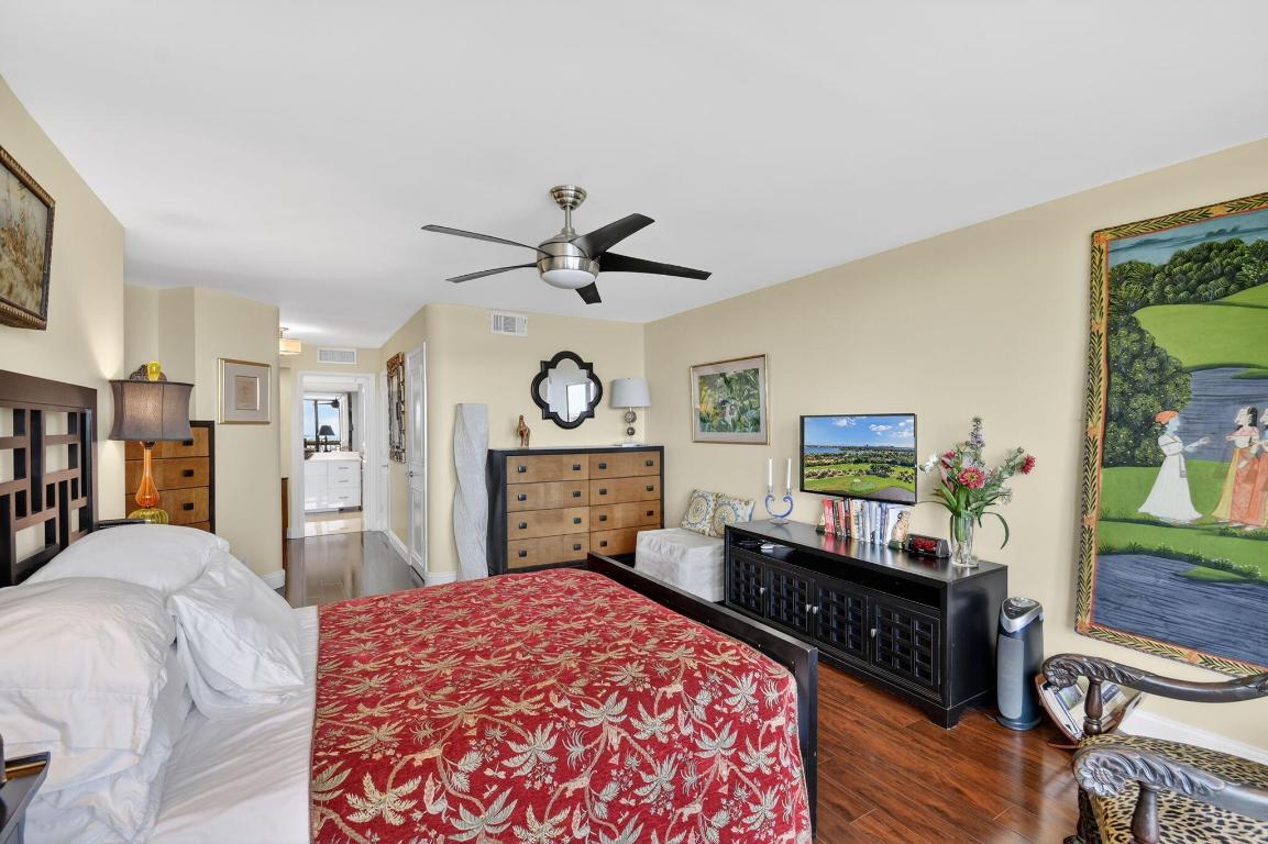 CONSULATE CONDO - Residential