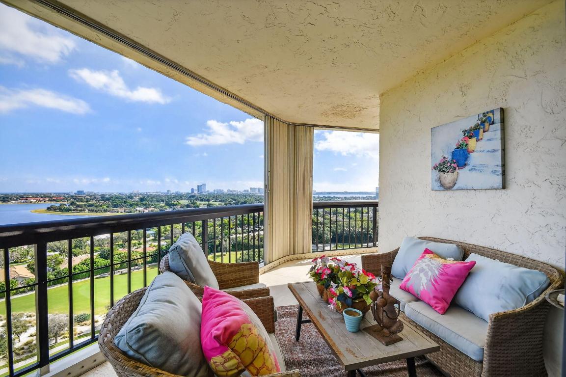 CONSULATE CONDO - Residential