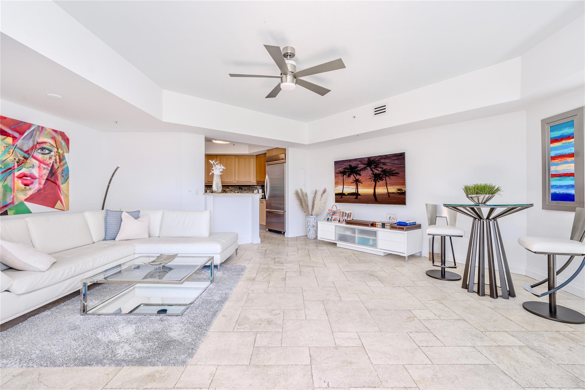 333 Las Olas Way 404