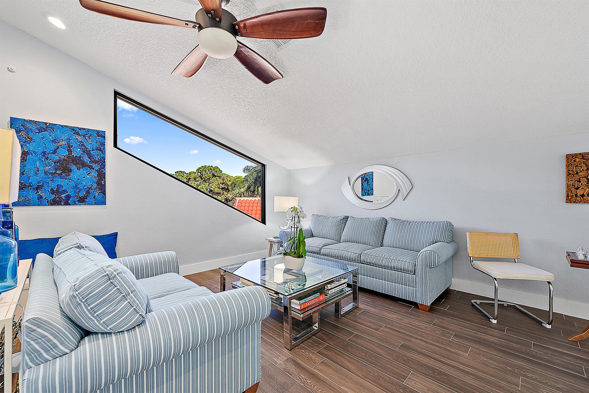 Crystal Pointe - Residential