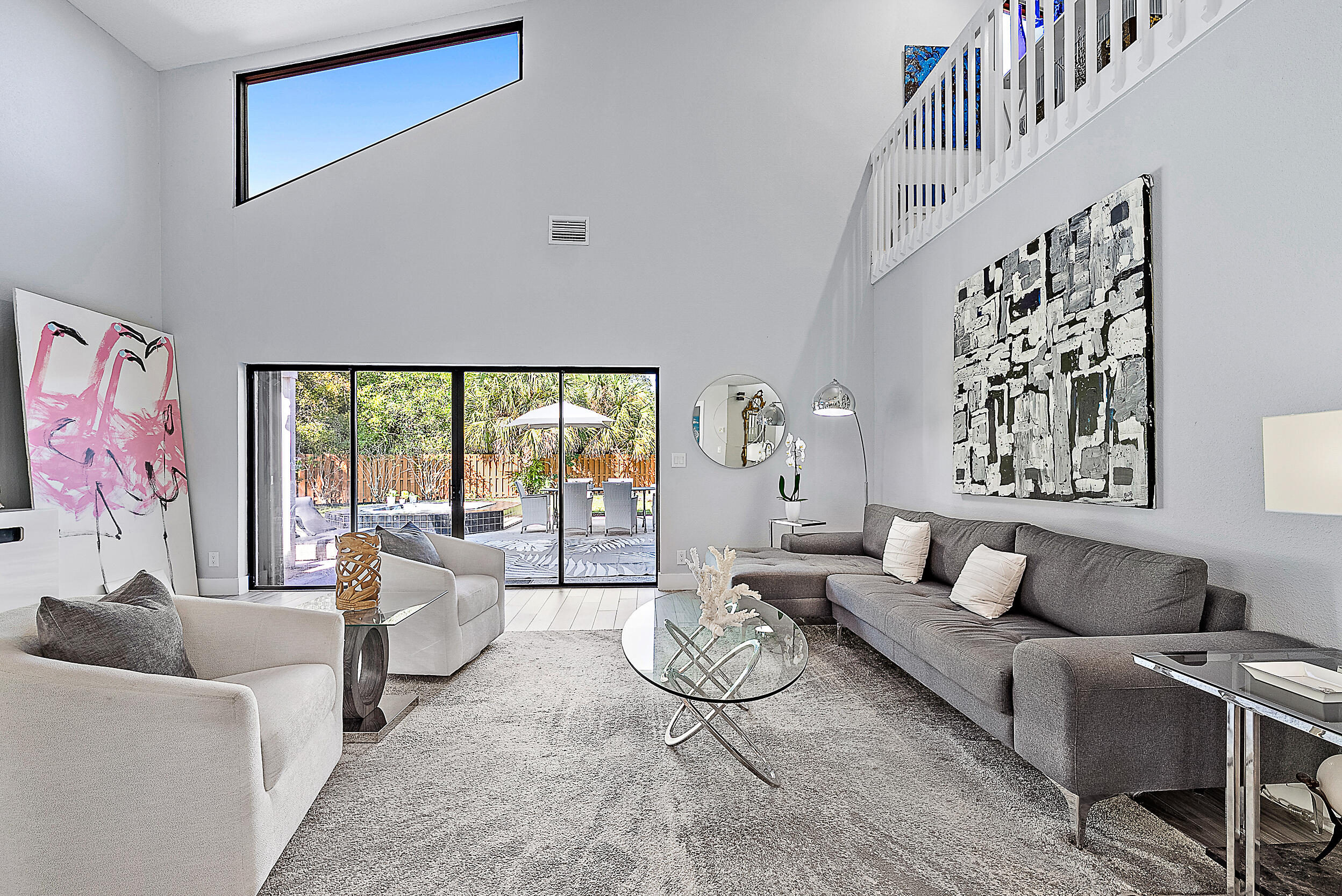 2596 La Cristal Circle