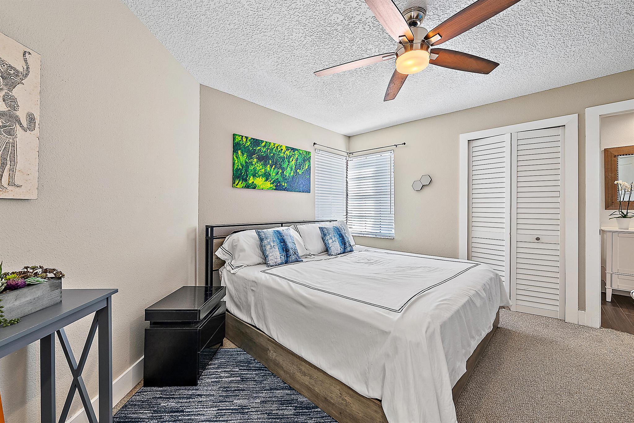 Crystal Pointe - Residential