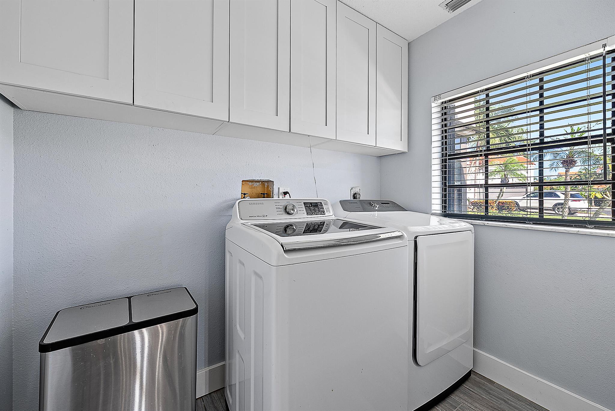 Crystal Pointe - Residential