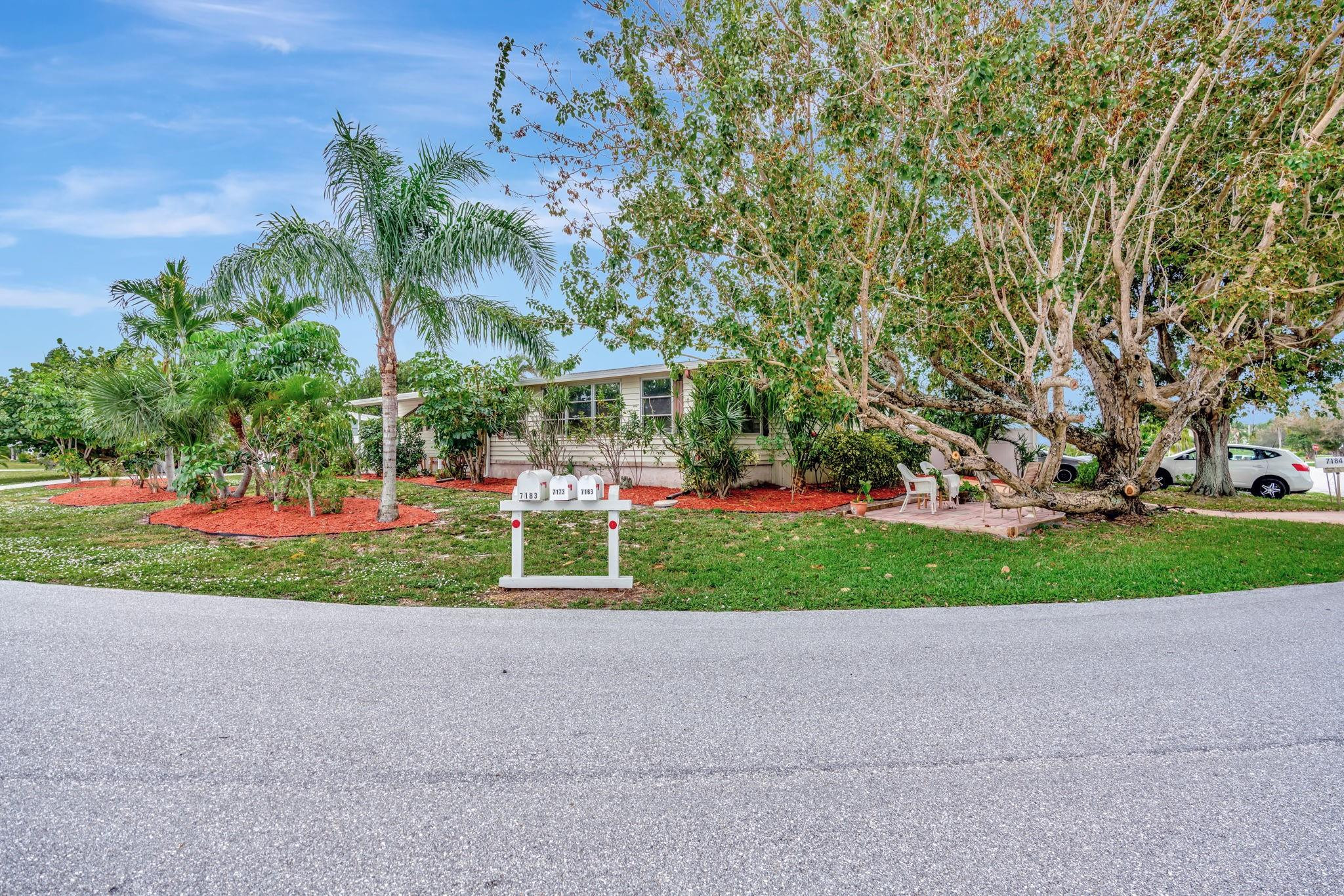 Ridgeway Mobile Home 08 - Residential