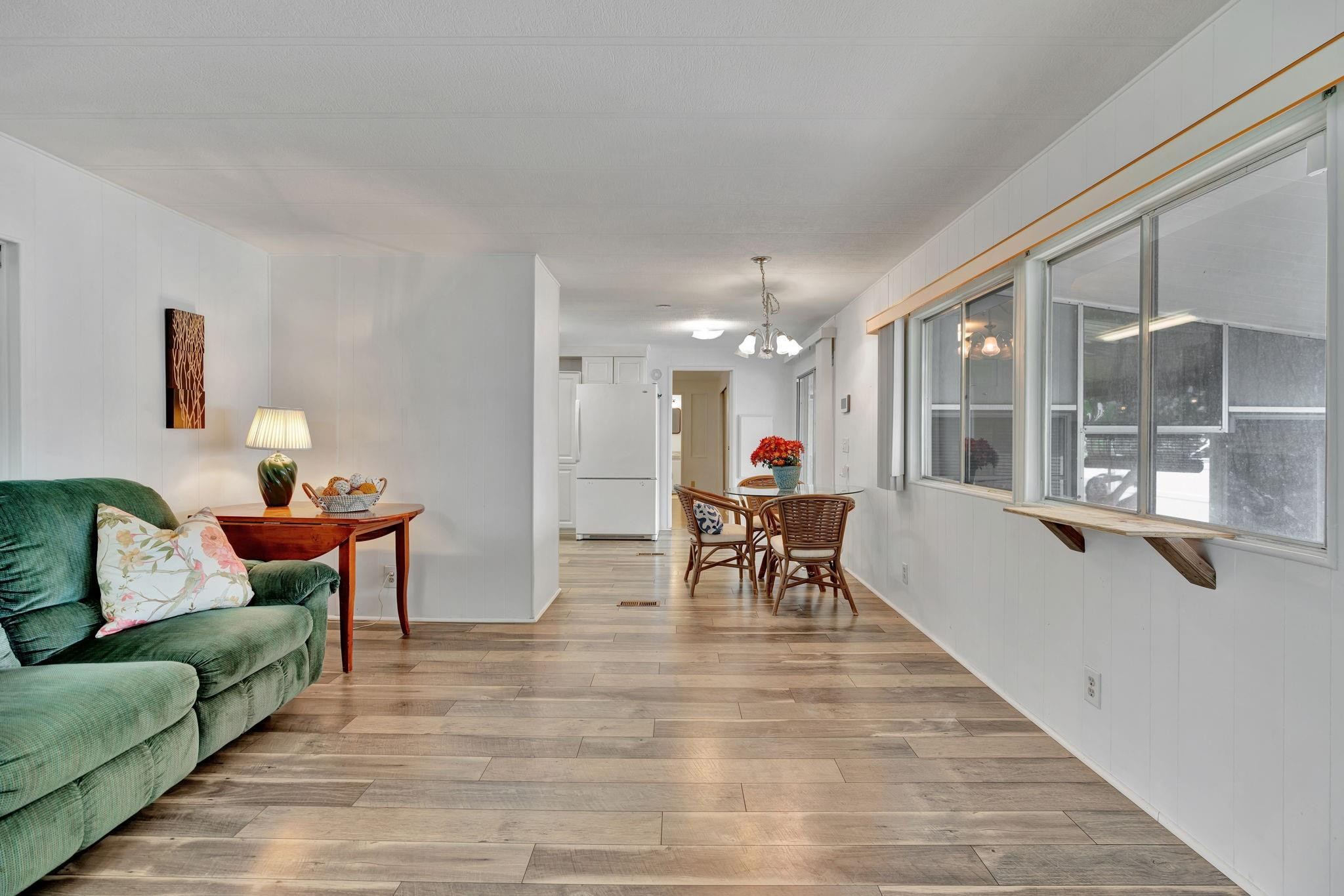 Ridgeway Mobile Home 08 - Residential