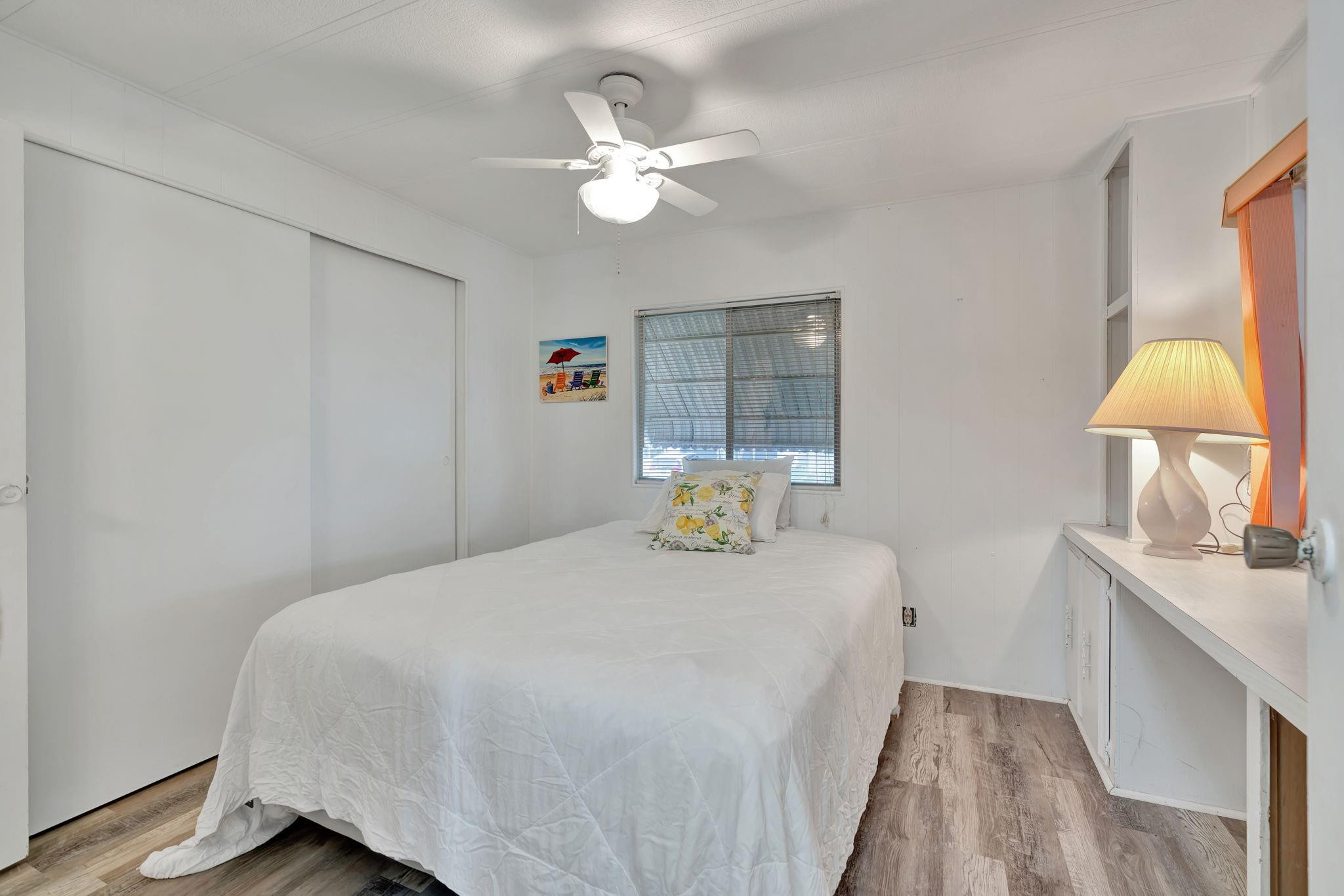 Ridgeway Mobile Home 08 - Residential