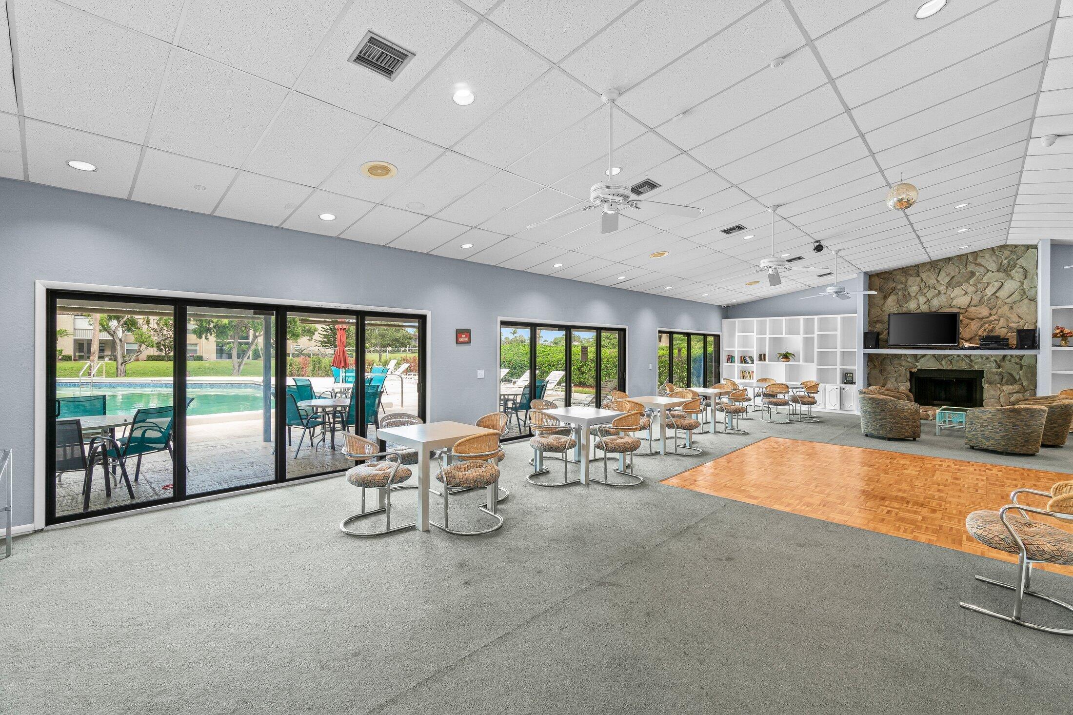 Lago Delray North - Residential