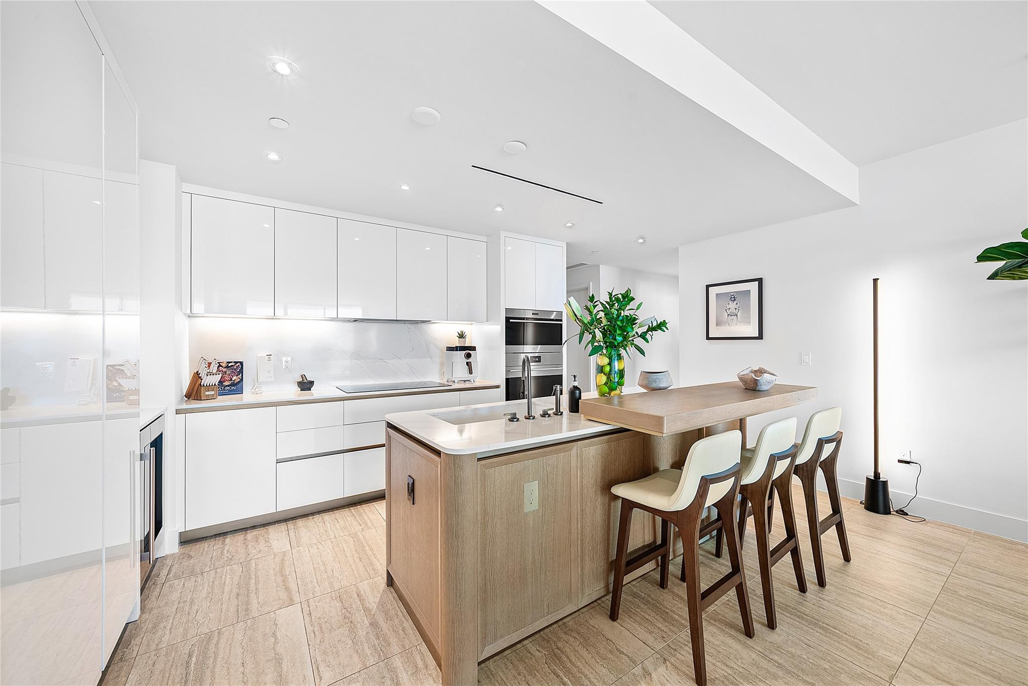 Four Seasons - Residential