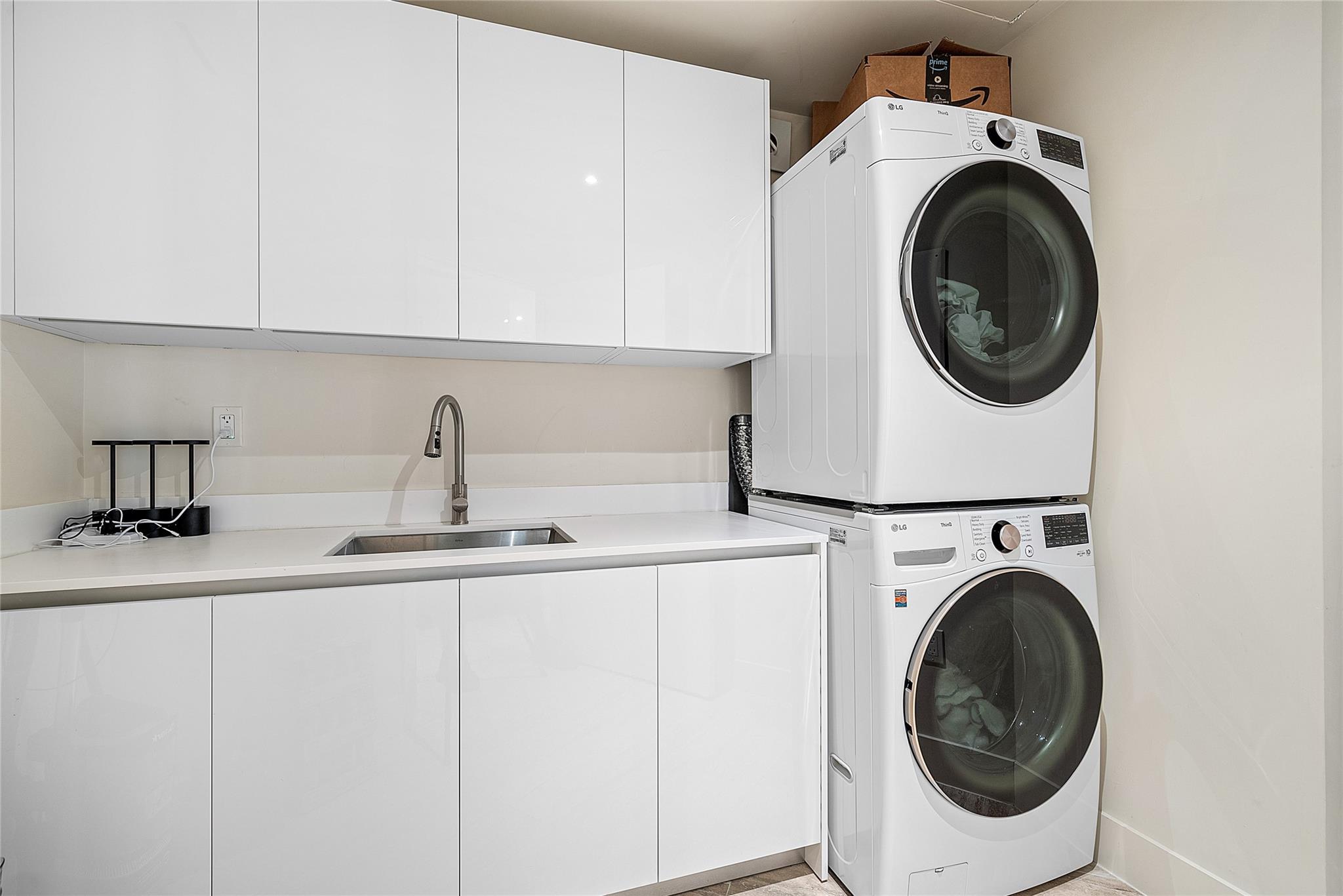 Four Seasons - Residential