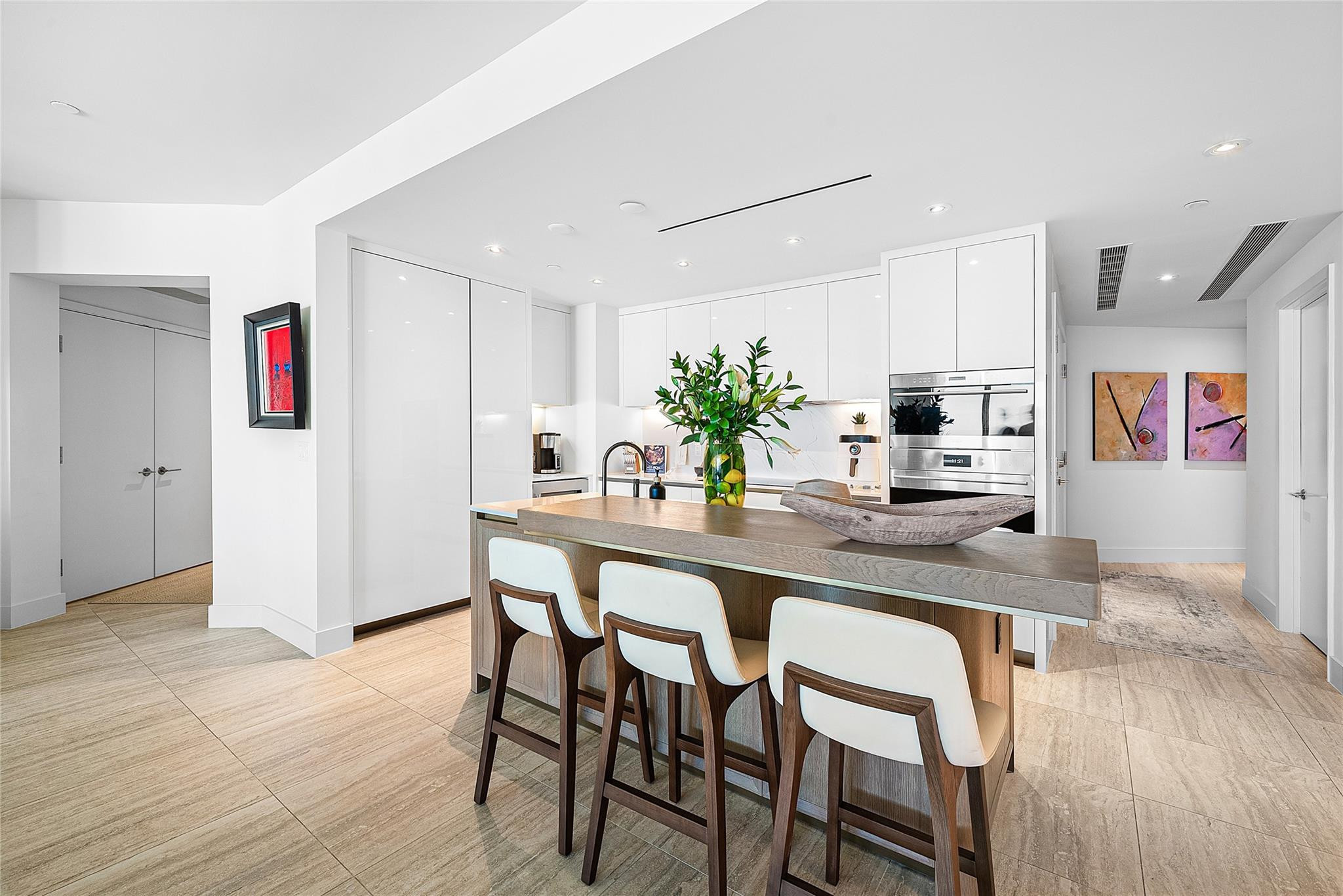 Four Seasons - Residential