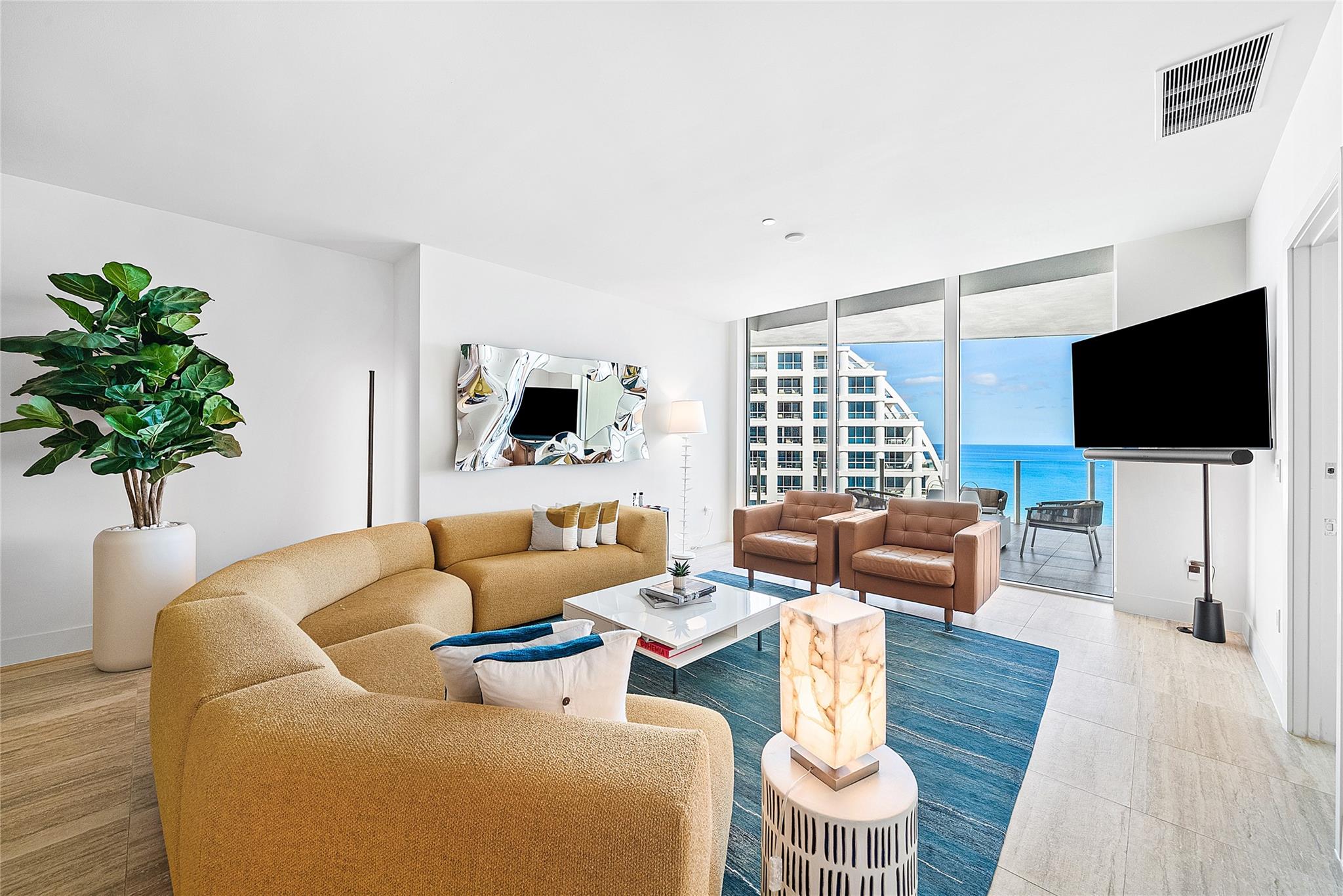 Four Seasons - Residential