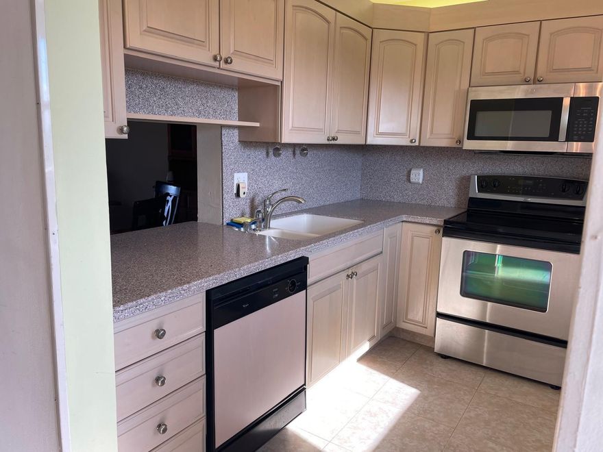 It doesn`t get better than Village Royale located in east Boynton Beach only minutes away from pristine beaches.  This sprawling community has a resort feel which includes Two Beautiful pools, Jacuzzis, Saunas, workout facility, scenic walking paths, and more!!! In addition, the community is known for its large theater venue hosting many popular entertainment shows. The Clubhouse also provides a commuter room, Top of the line Billard room, table Tennis, organize card games and conference rooms. Other outdoor activities include Bocci Ball and Shuffleboard tournaments. This meticulously maintained Condo is Turnkey ready which includes features and benefits of Hurricane impact windows, tankless water heater and it comes nicely furnished.