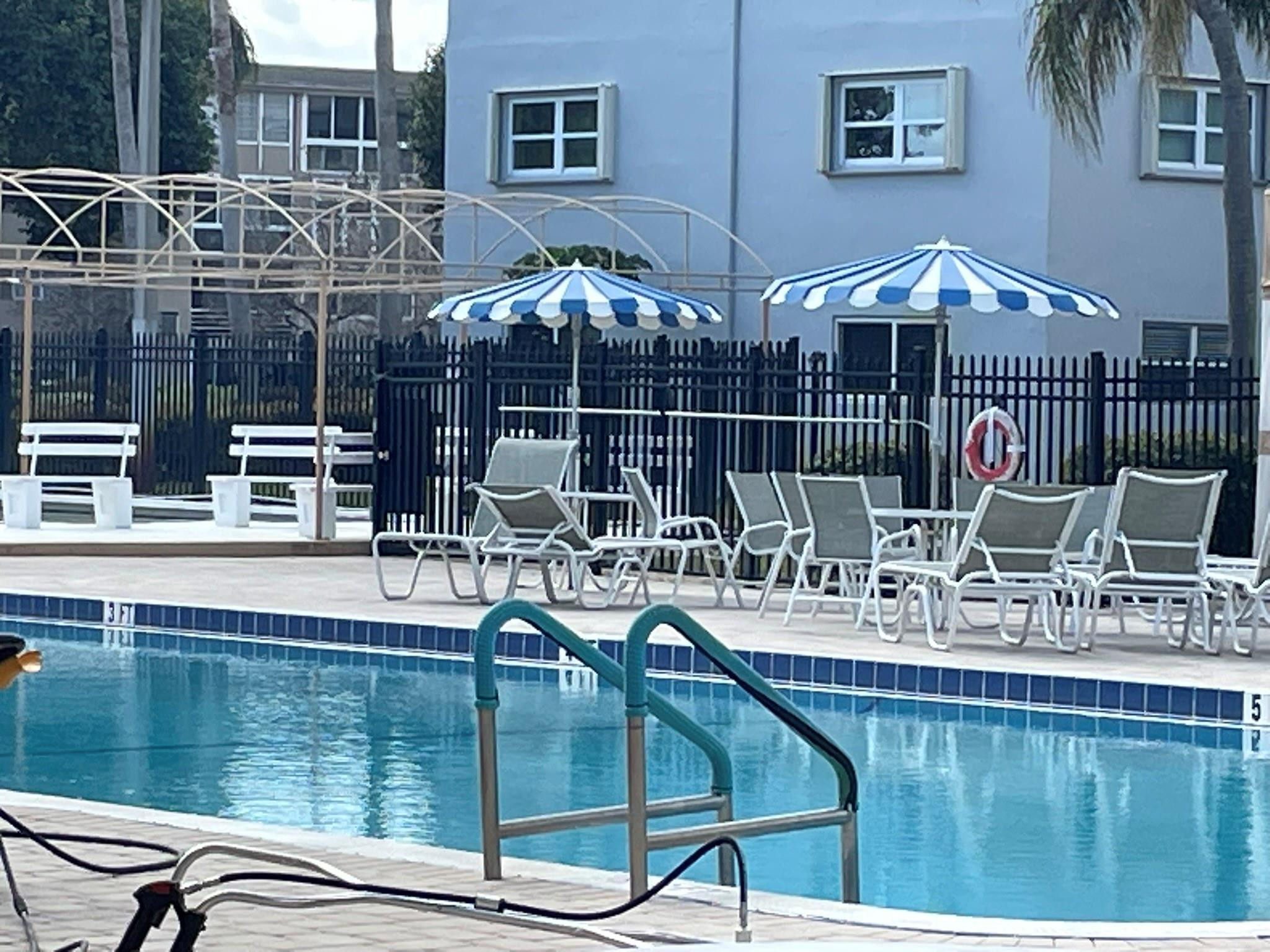 Village Royale - Residential