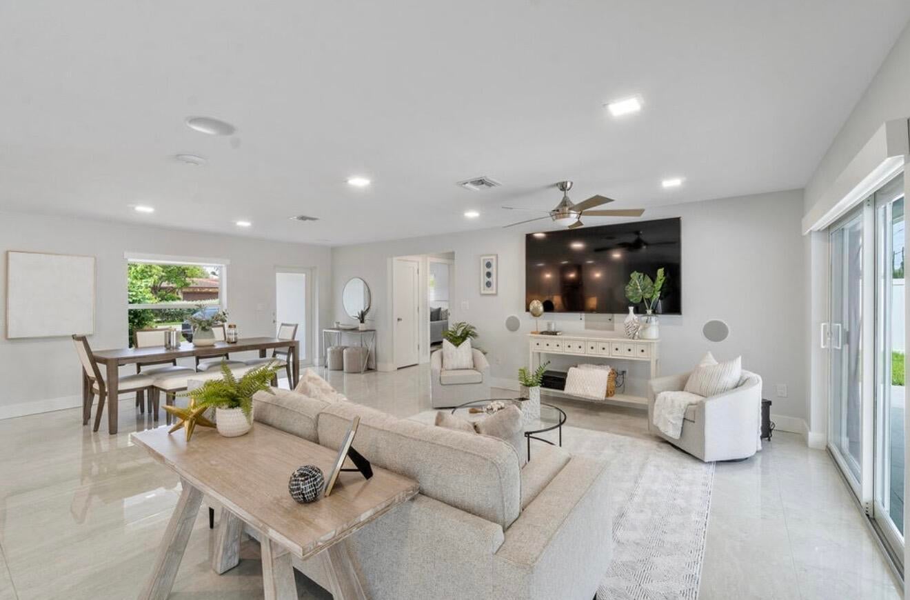 2846 NE 35th Court