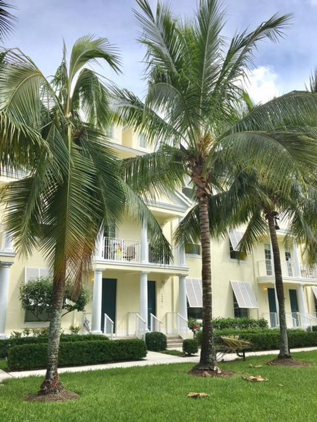 Photo of 1553 Meads Bay Lane, Jupiter, FL 33458 (MLS # R10716862)