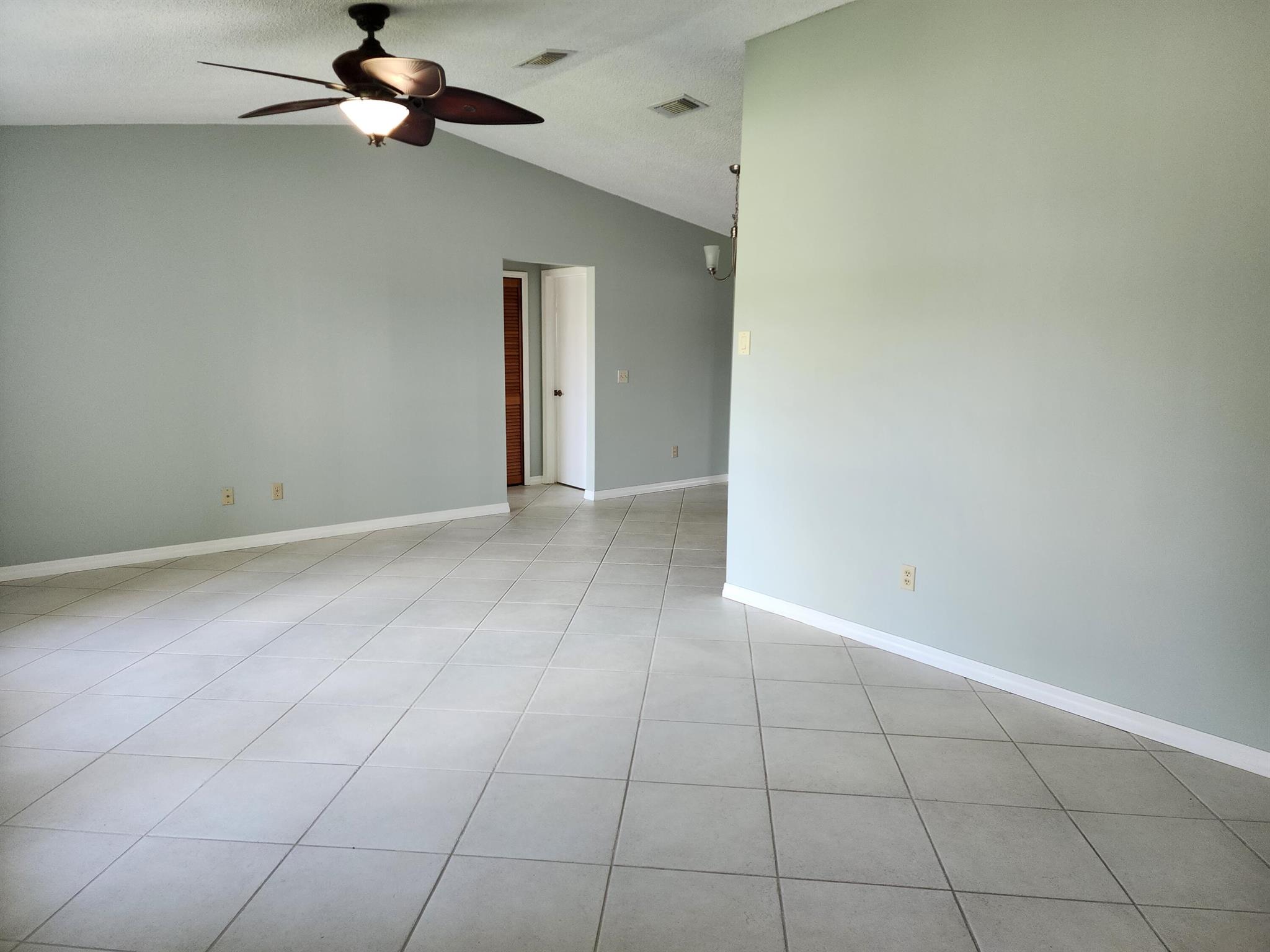PORT ST LUCIE SECTION 27 - Residential Lease