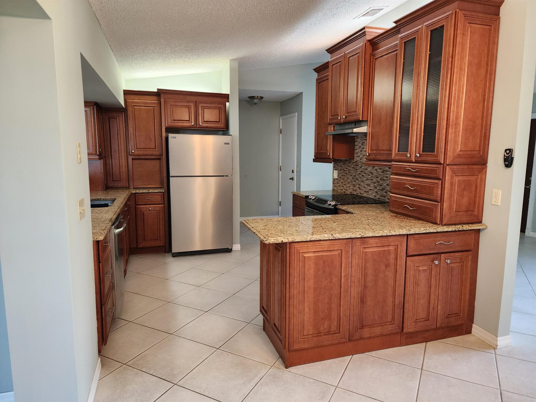 PORT ST LUCIE SECTION 27 - Residential Lease